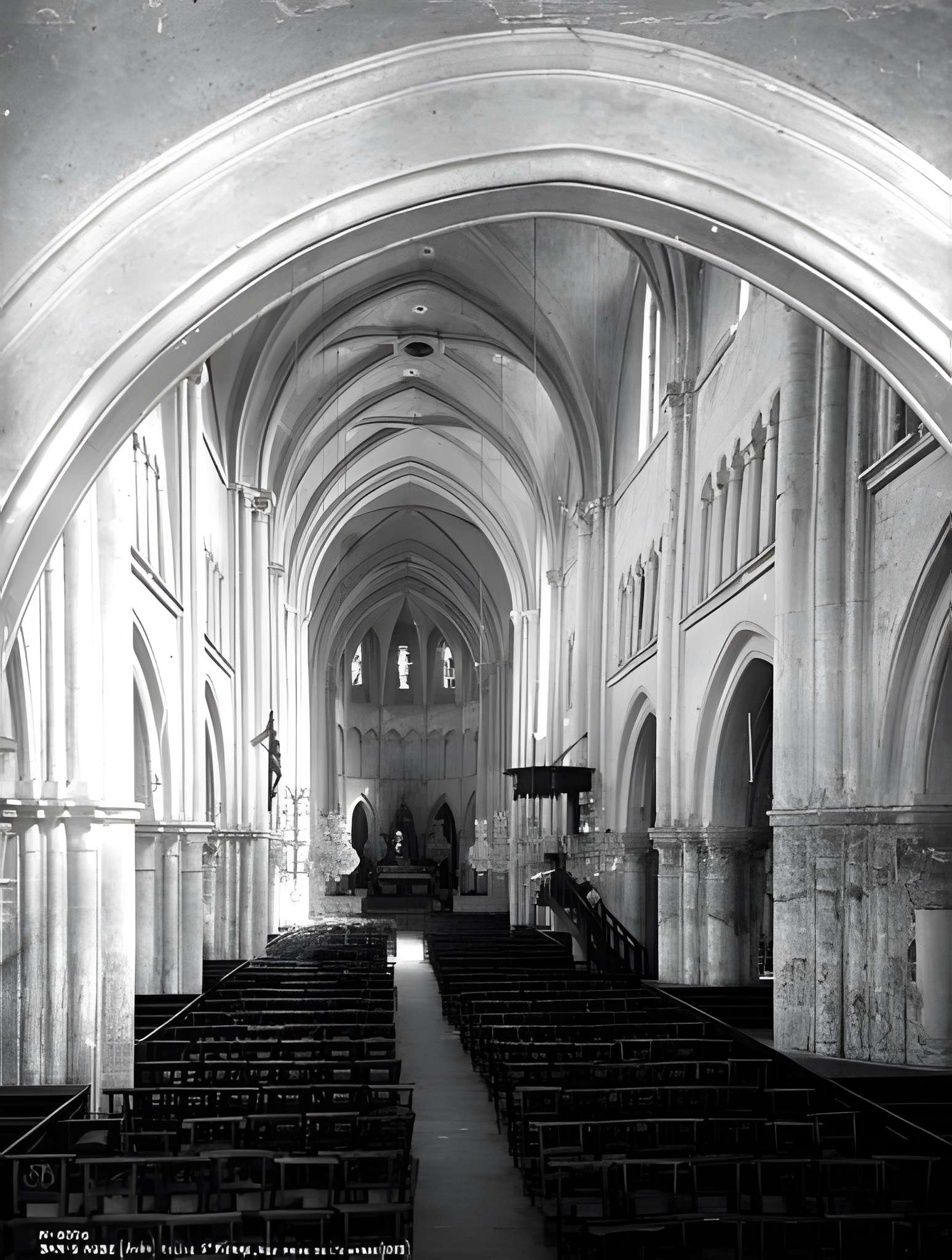 Église Saint-Pierre de Bar-sur-Aube