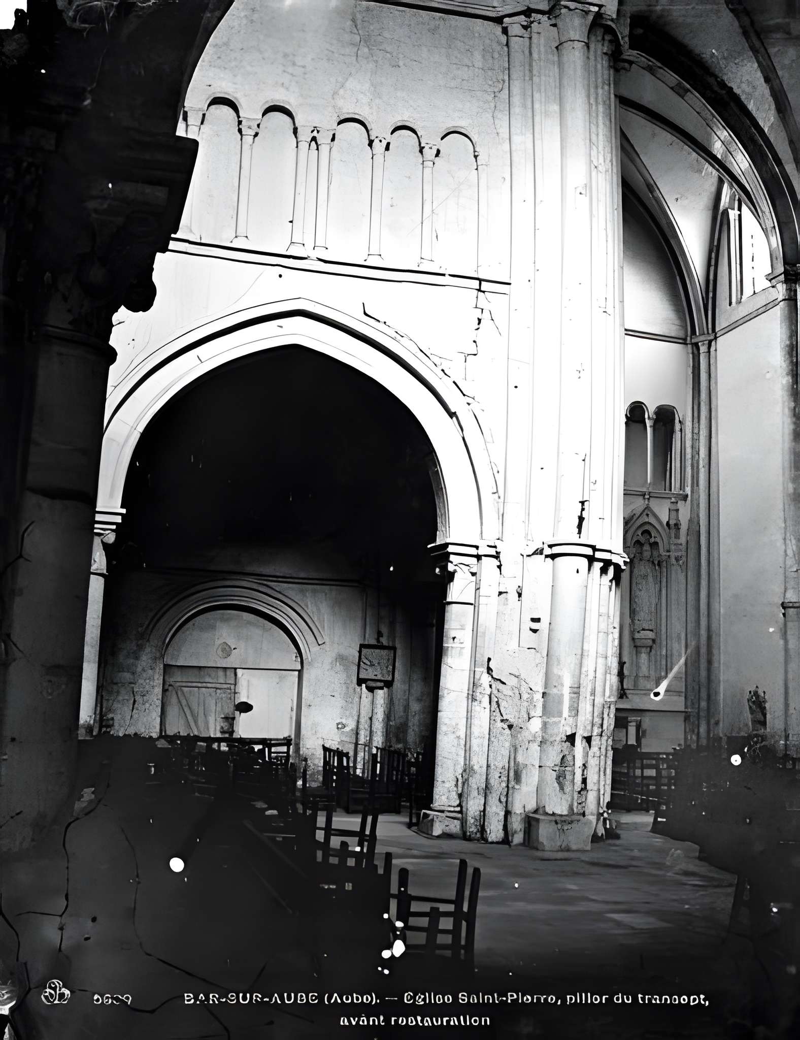 Église Saint-Pierre de Bar-sur-Aube