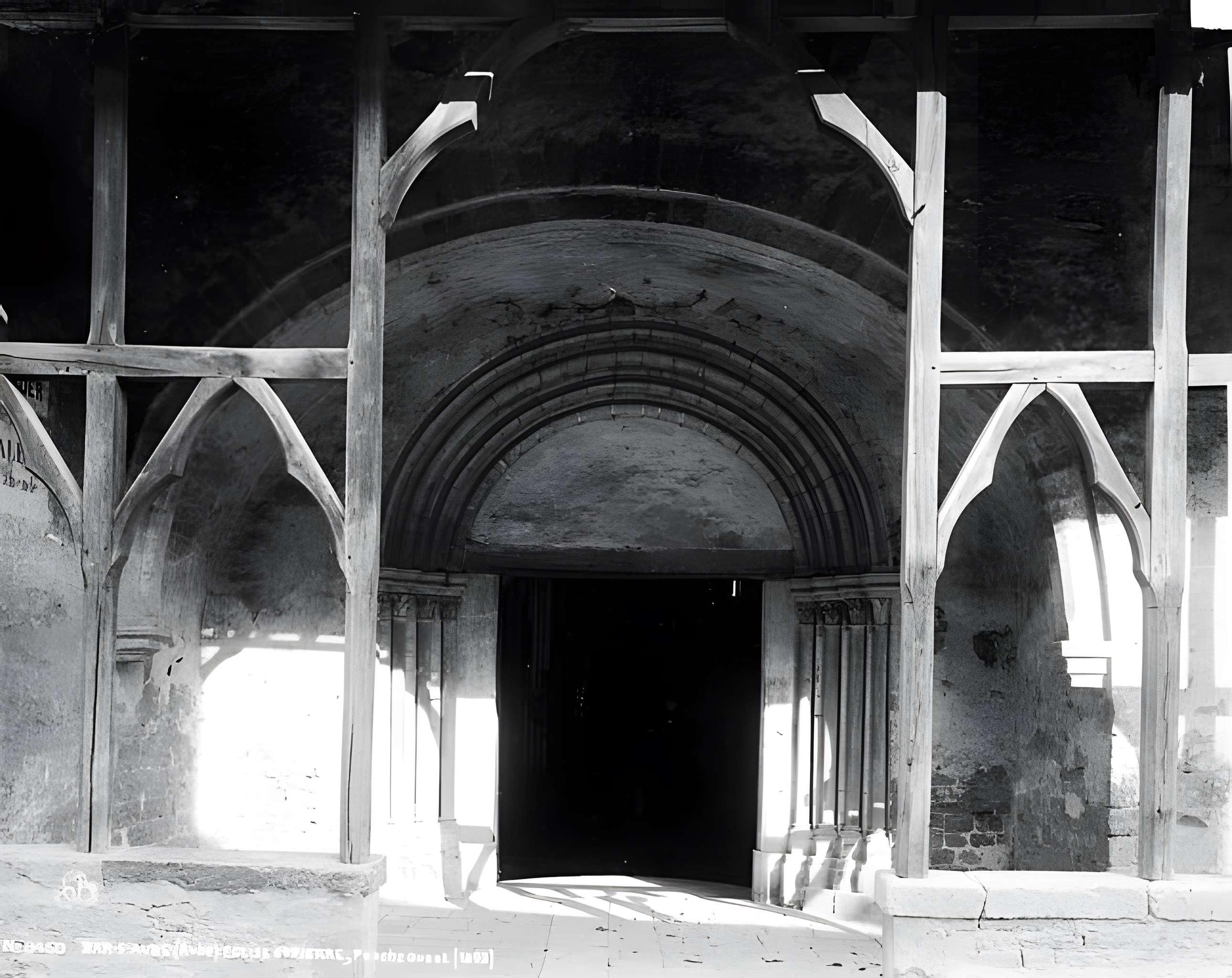 Église Saint-Pierre de Bar-sur-Aube