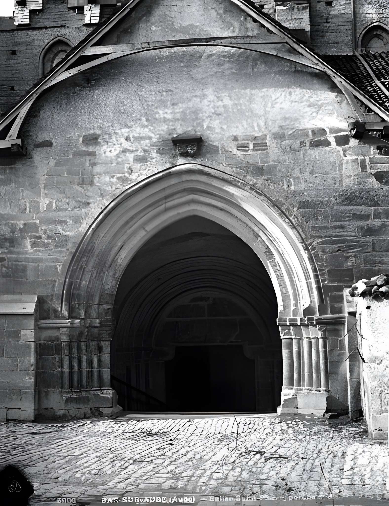 Église Saint-Pierre de Bar-sur-Aube