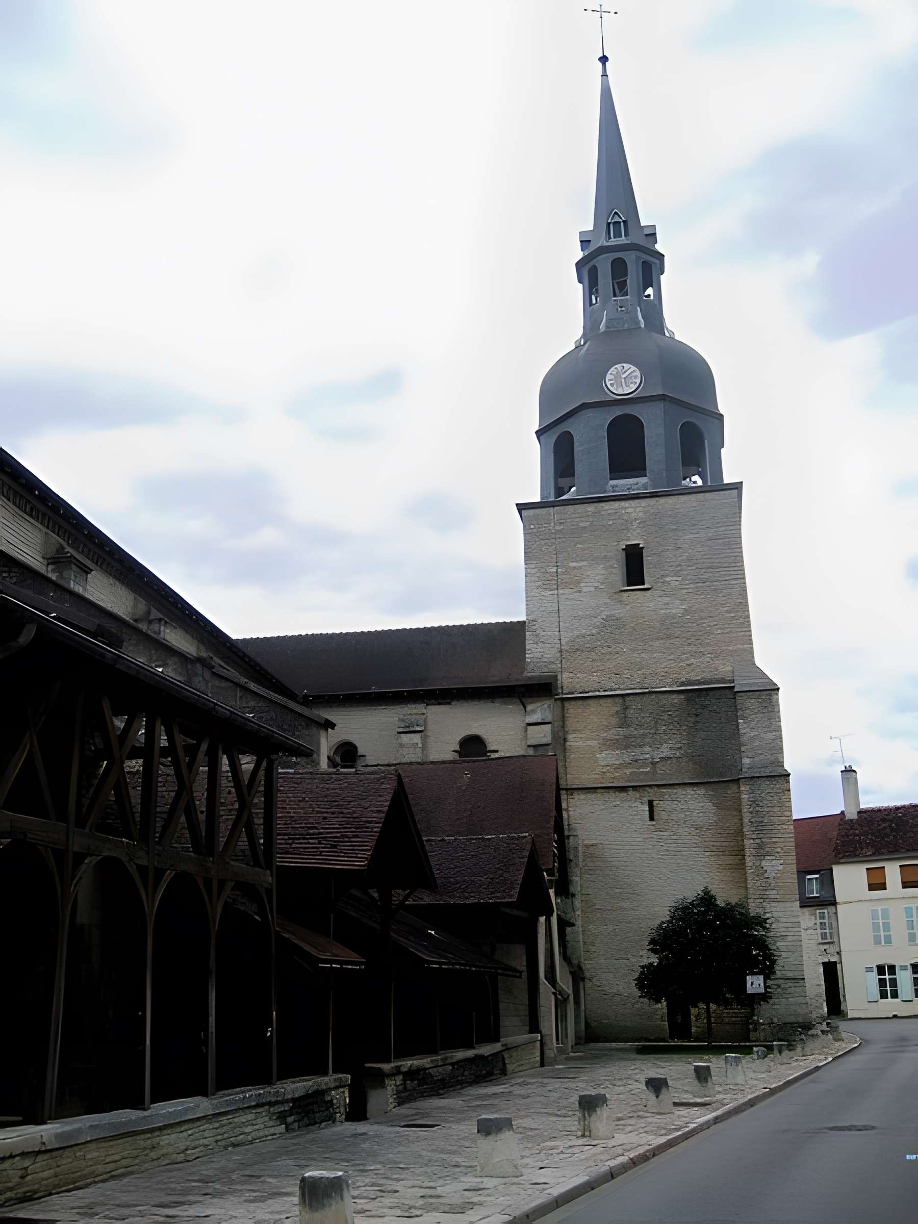 Église Saint-Pierre de Bar-sur-Aube