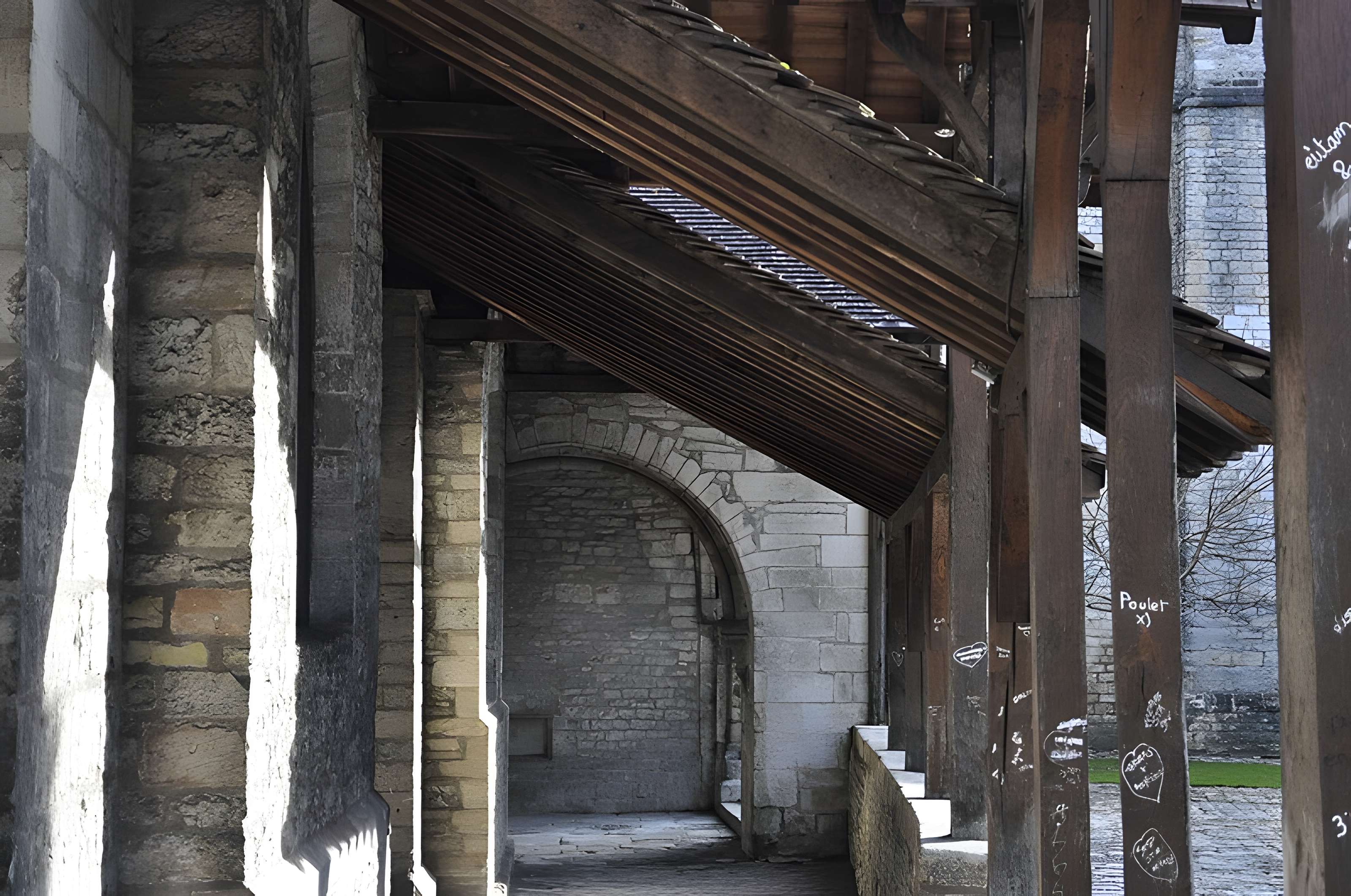 Église Saint-Pierre de Bar-sur-Aube