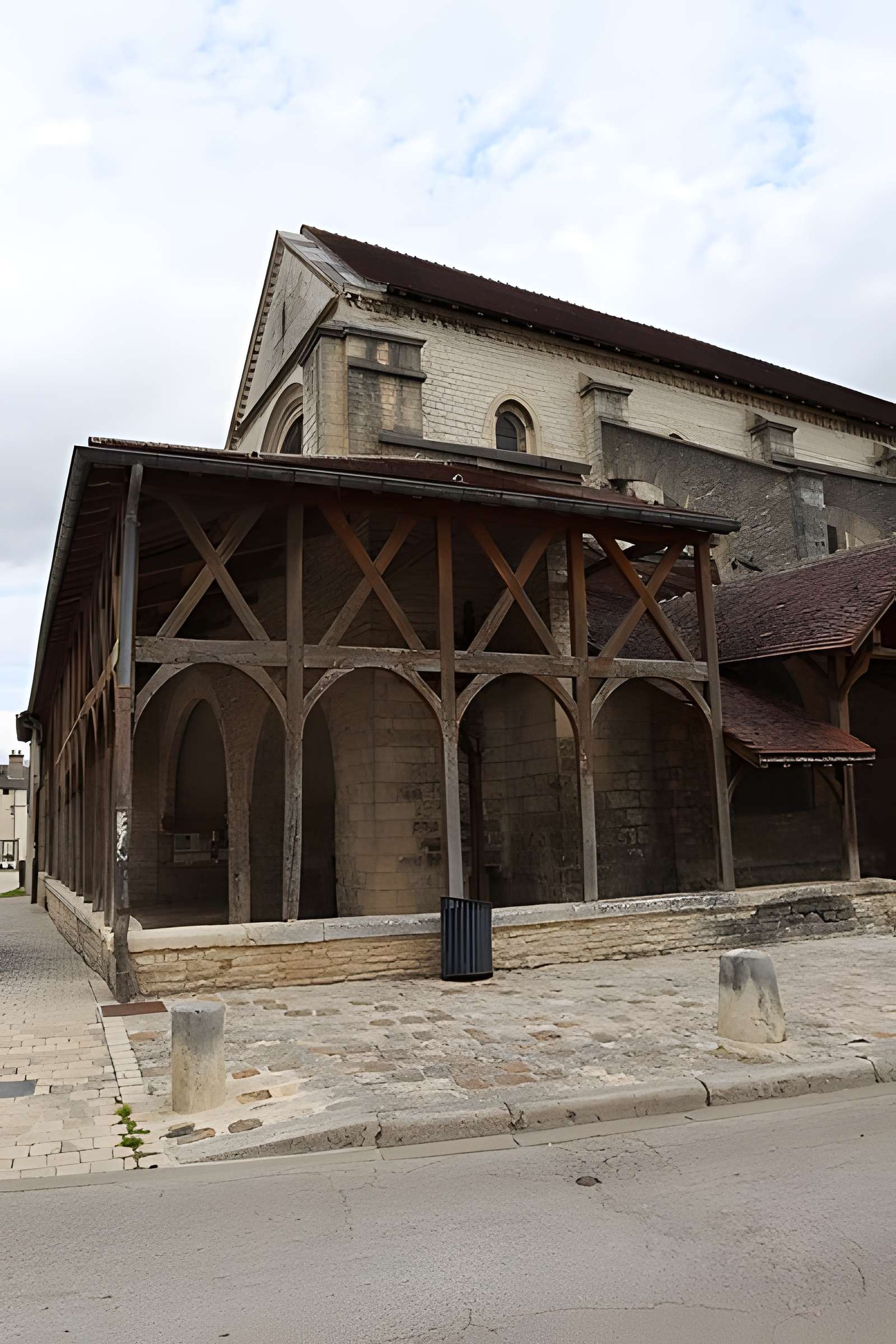 Église Saint-Pierre de Bar-sur-Aube