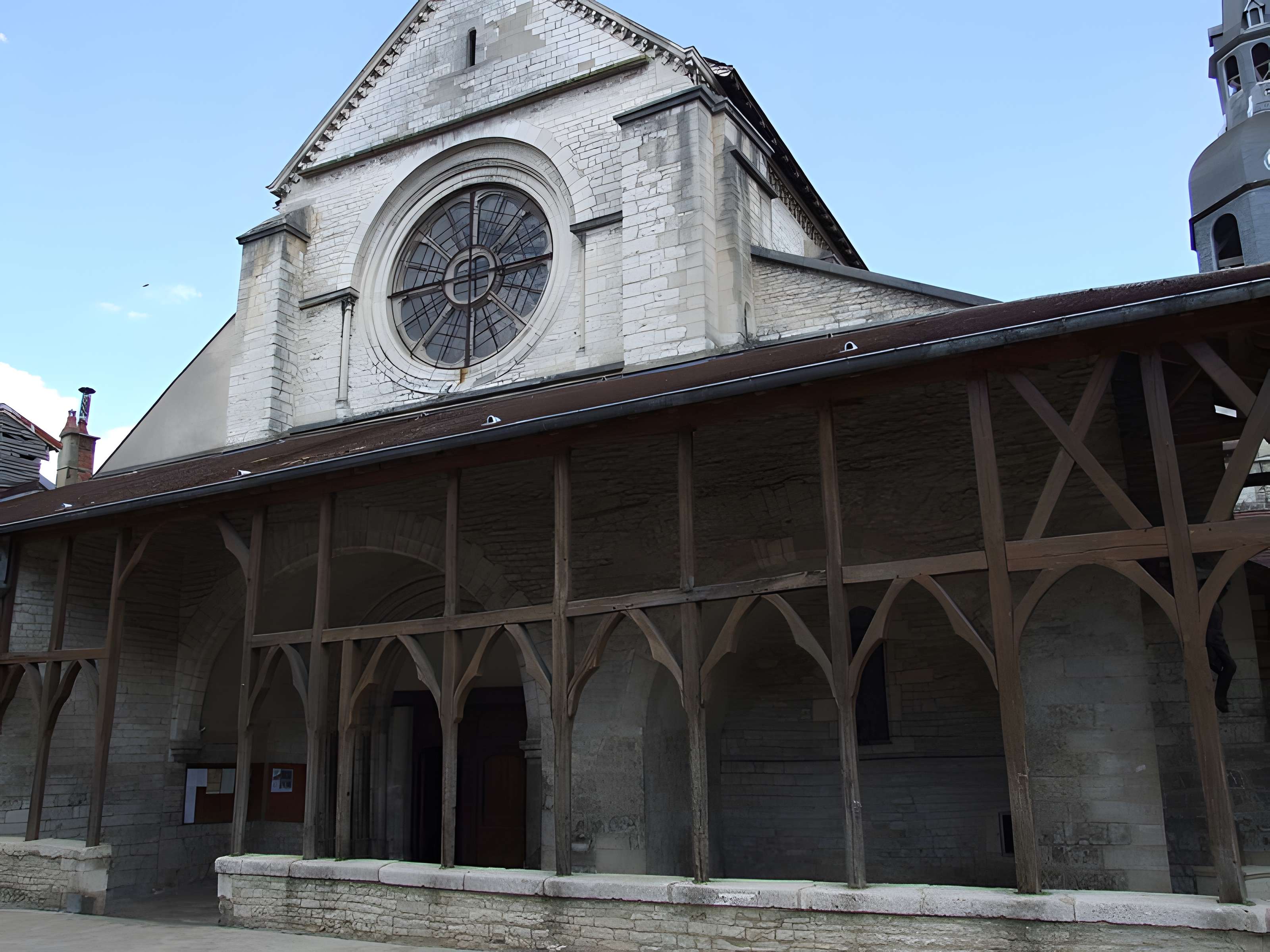 Église Saint-Pierre de Bar-sur-Aube