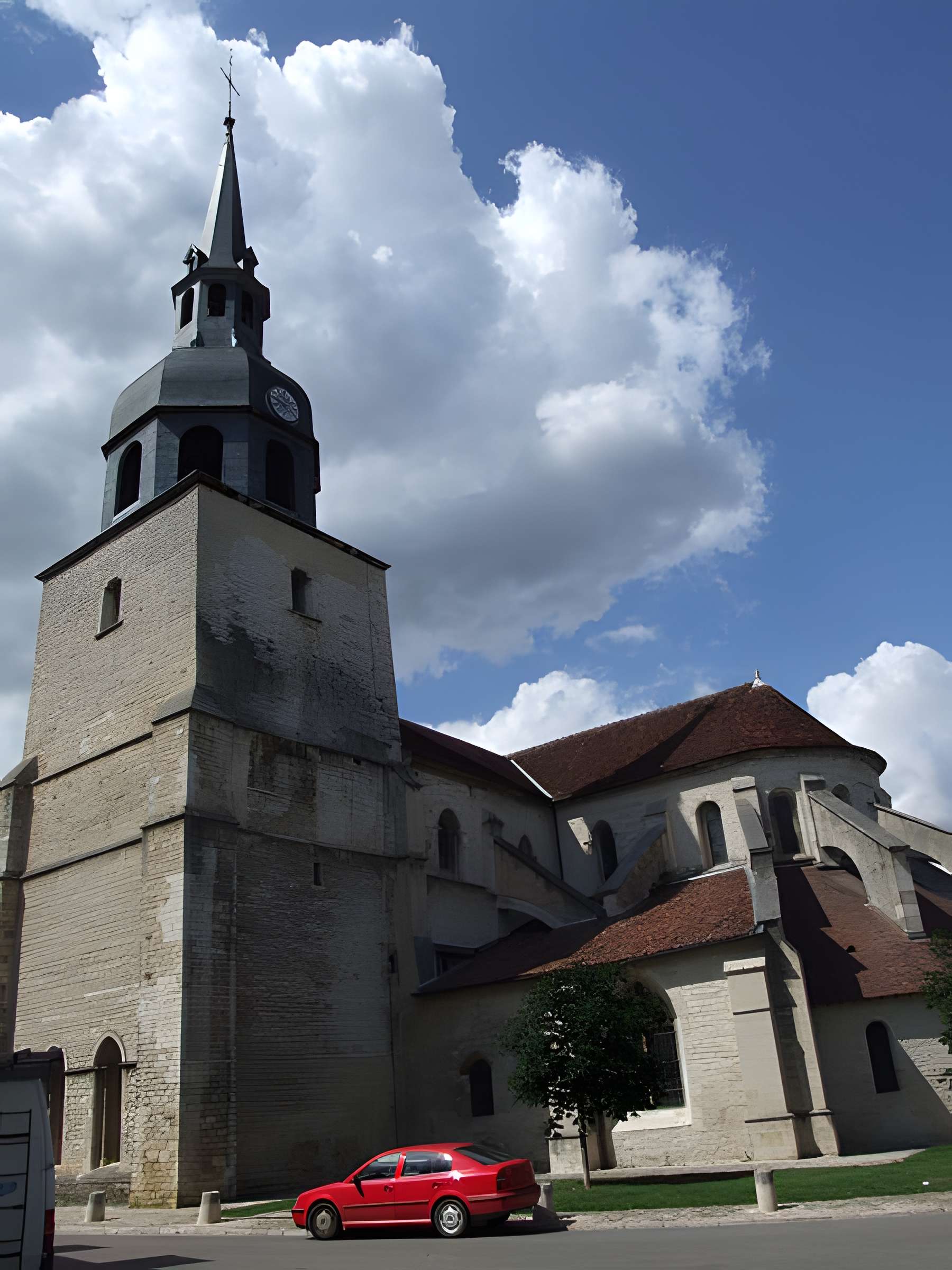 Église Saint-Pierre de Bar-sur-Aube
