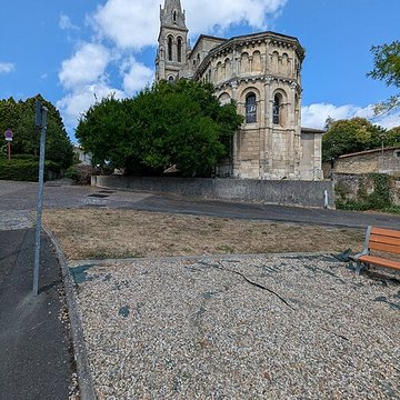 Église Saint-Pierre de Bassens