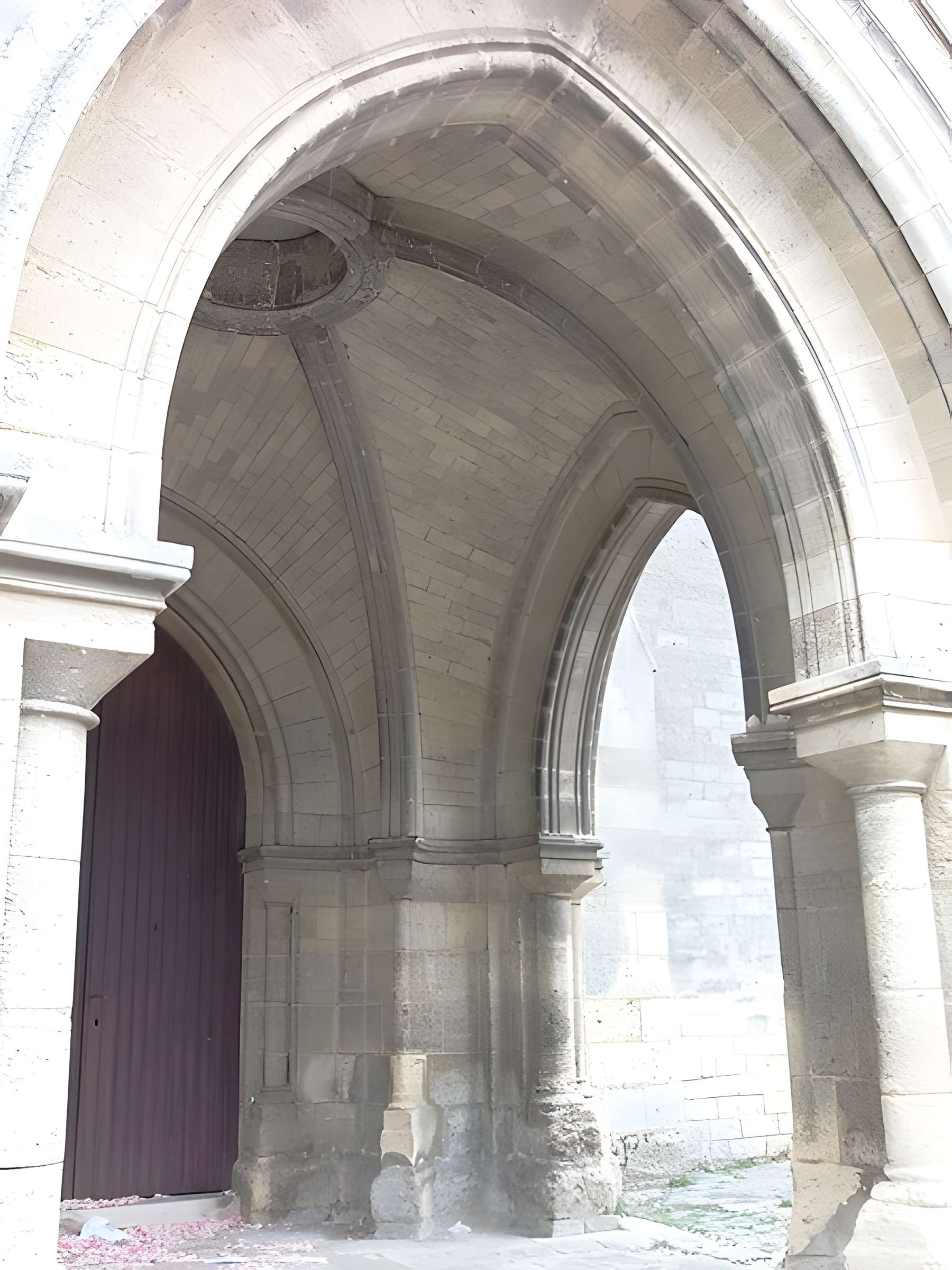 Église Saint-Pierre de Bassens