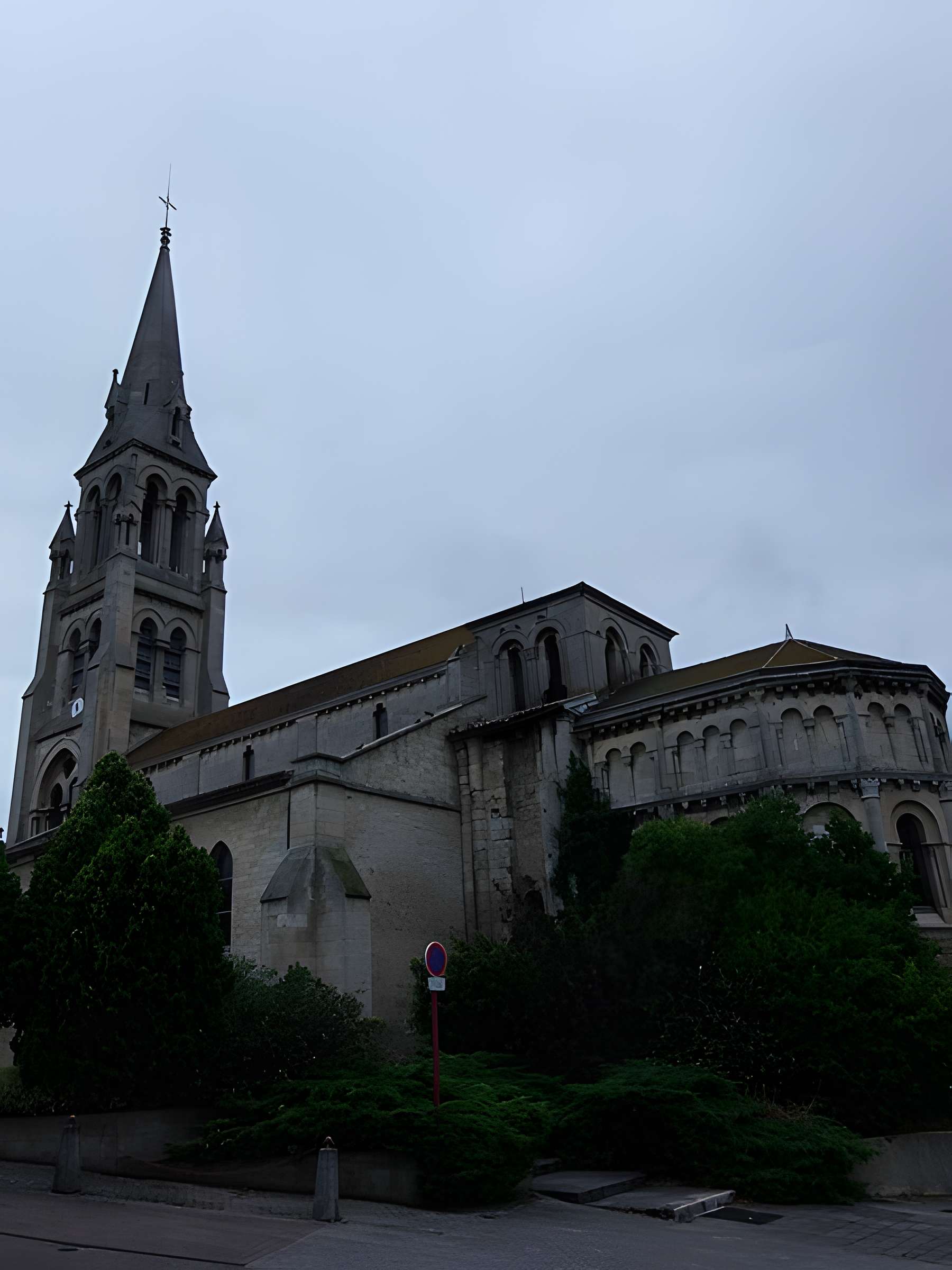 Église Saint-Pierre de Bassens