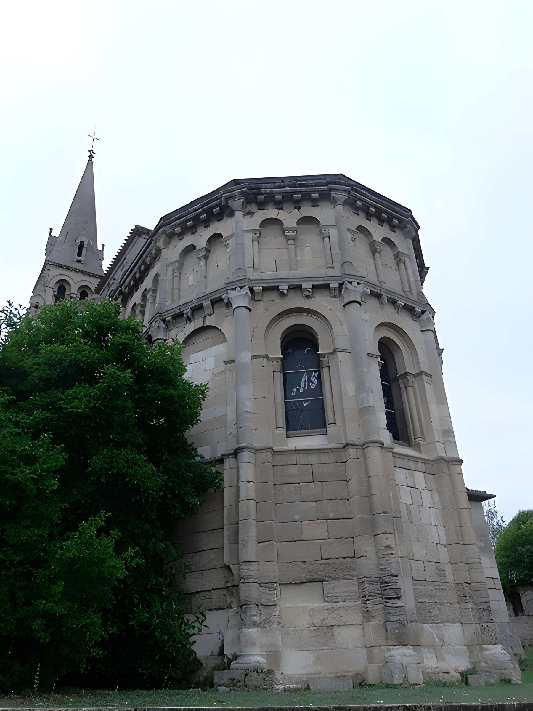 Église Saint-Pierre de Bassens