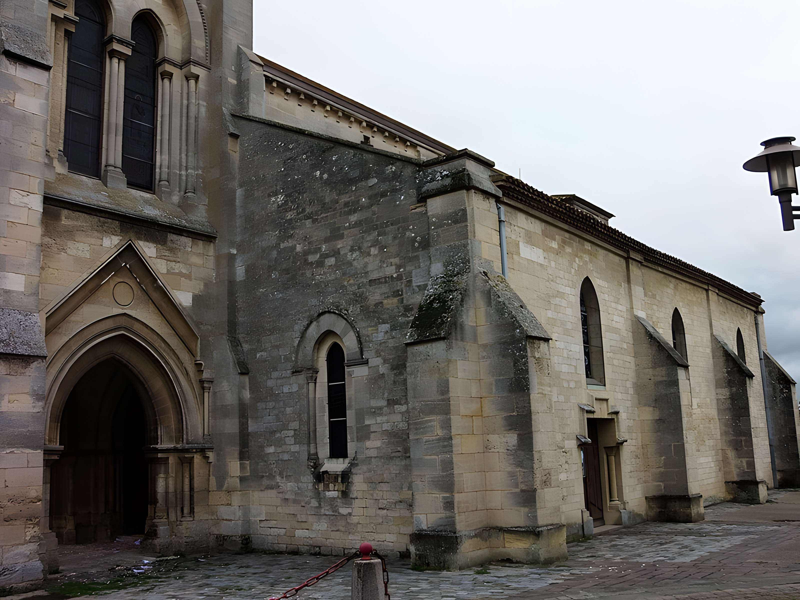 Église Saint-Pierre de Bassens