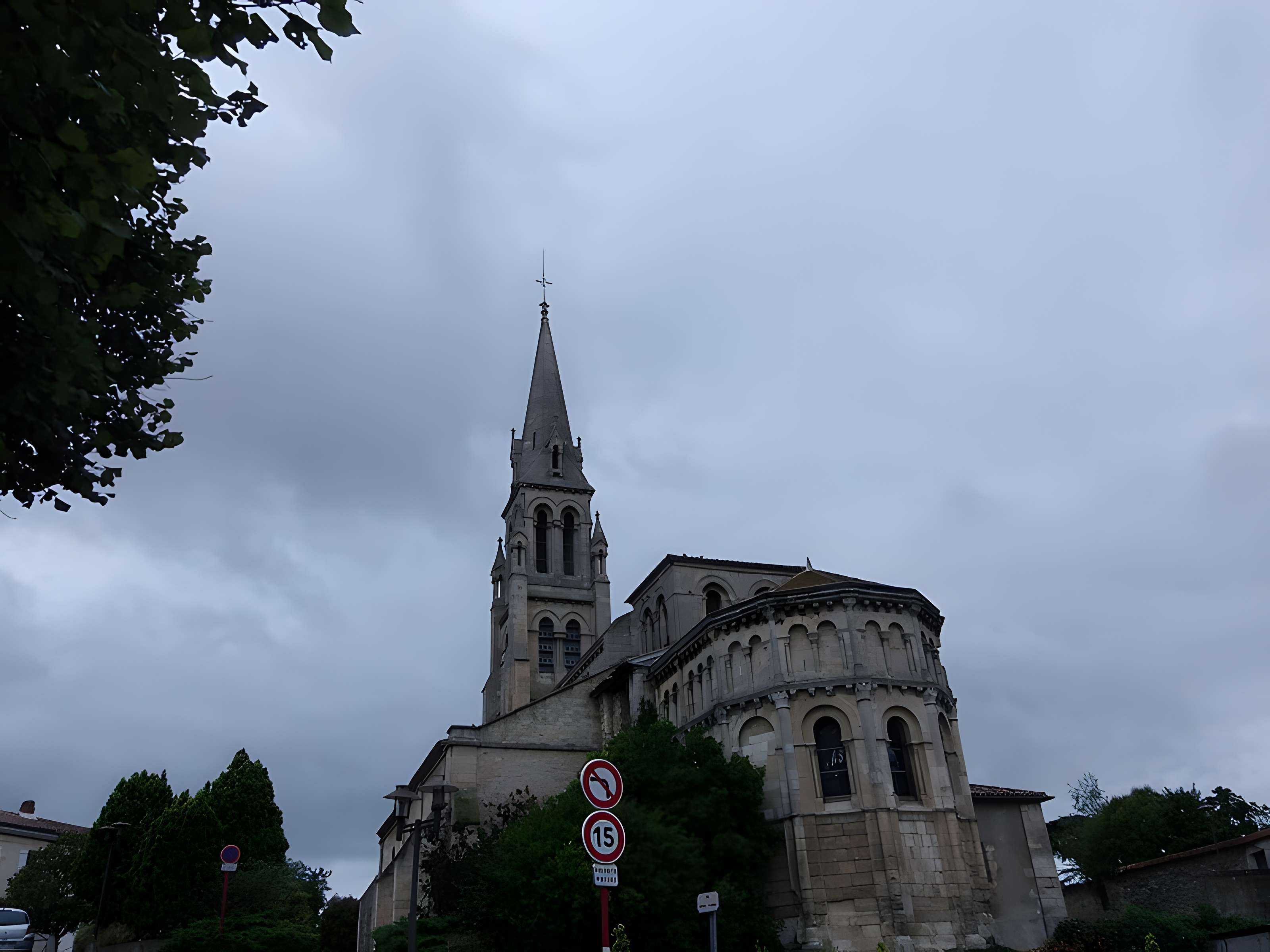 Église Saint-Pierre de Bassens