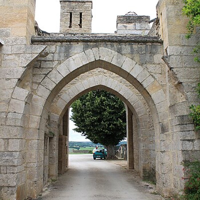 Photo de Enceinte de Montréal dans lYonne