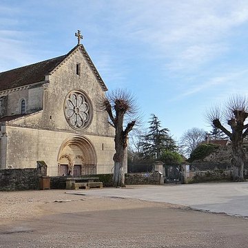 enceinte de montreal dans l yonne
