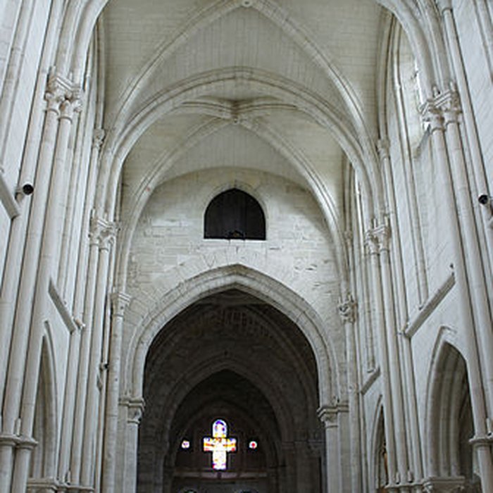 Photo de Église Saint-Pierre de Bourgogne
