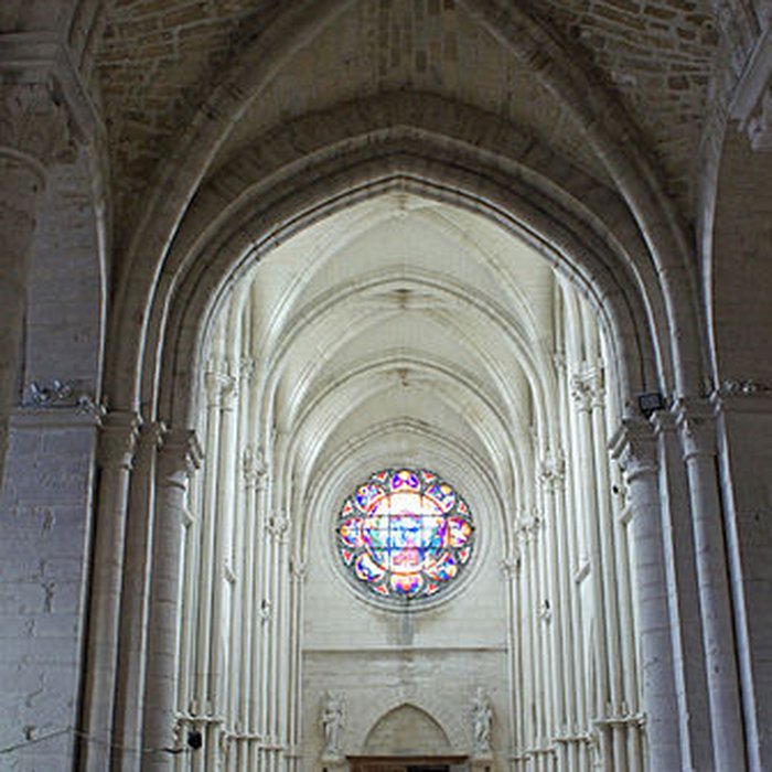 Photo de Église Saint-Pierre de Bourgogne