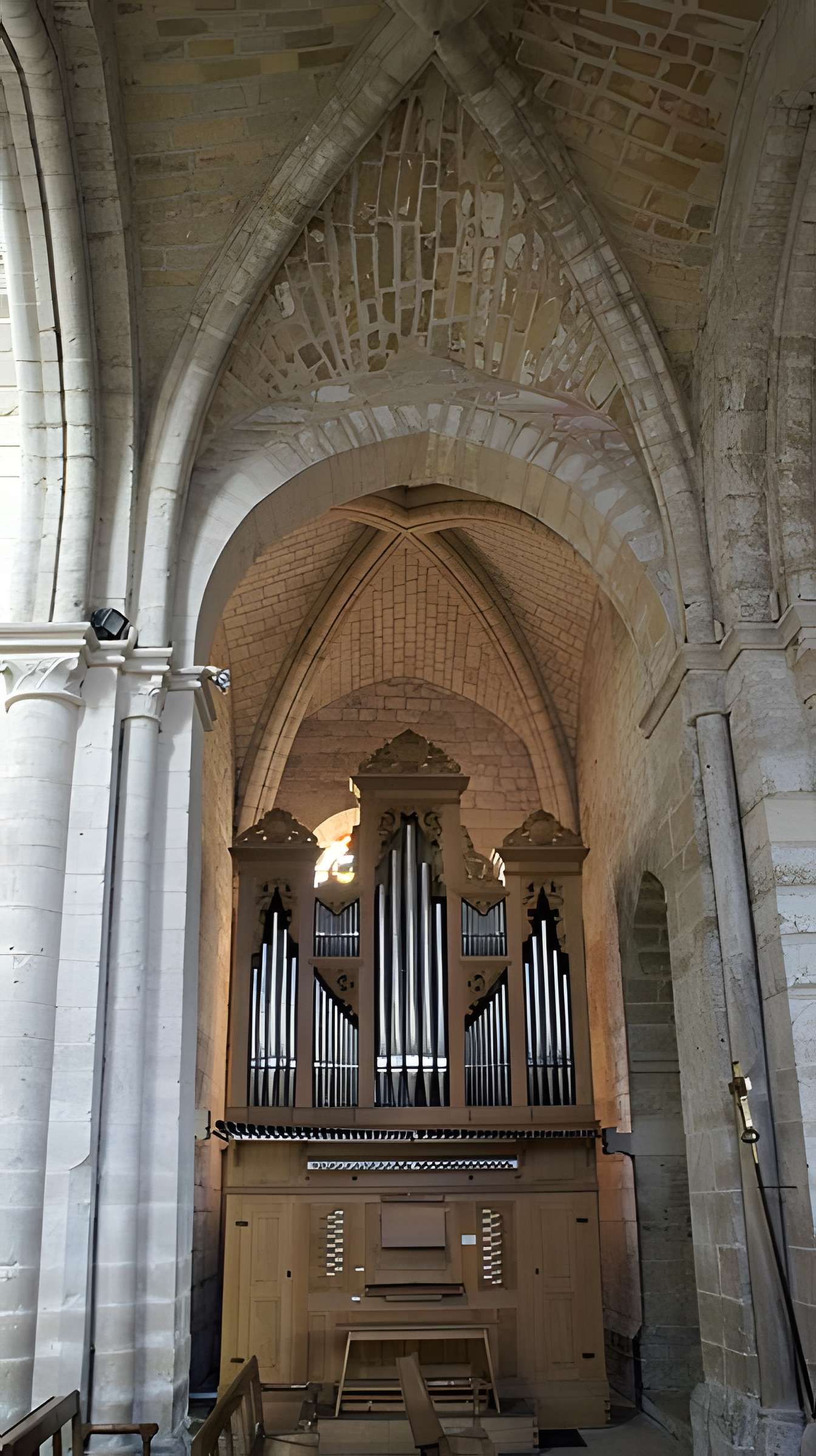 Église Saint-Pierre de Bourgogne