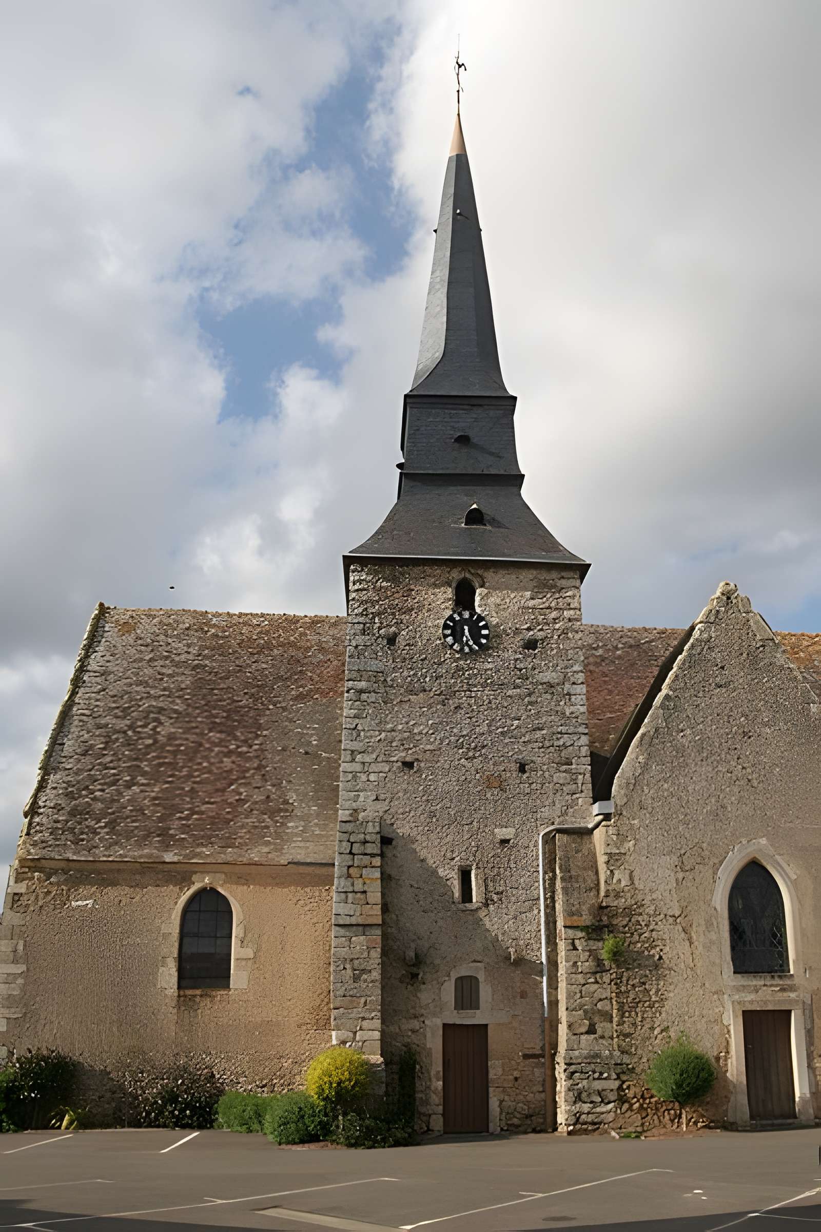 Église Saint-Pierre de Breil-sur-Mérize