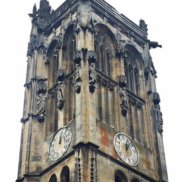 Photo de Église Saint-Pierre de Carville et Tour Henri IV