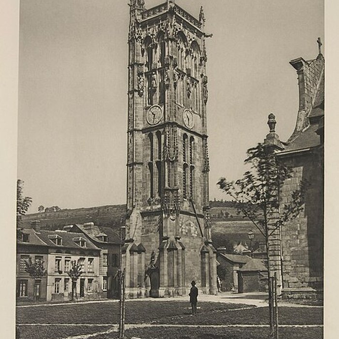 Photo de Église Saint-Pierre de Carville et Tour Henri IV