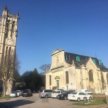 Église Saint-Pierre de Carville et Tour Henri IV