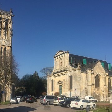Église Saint-Pierre de Carville et Tour Henri IV