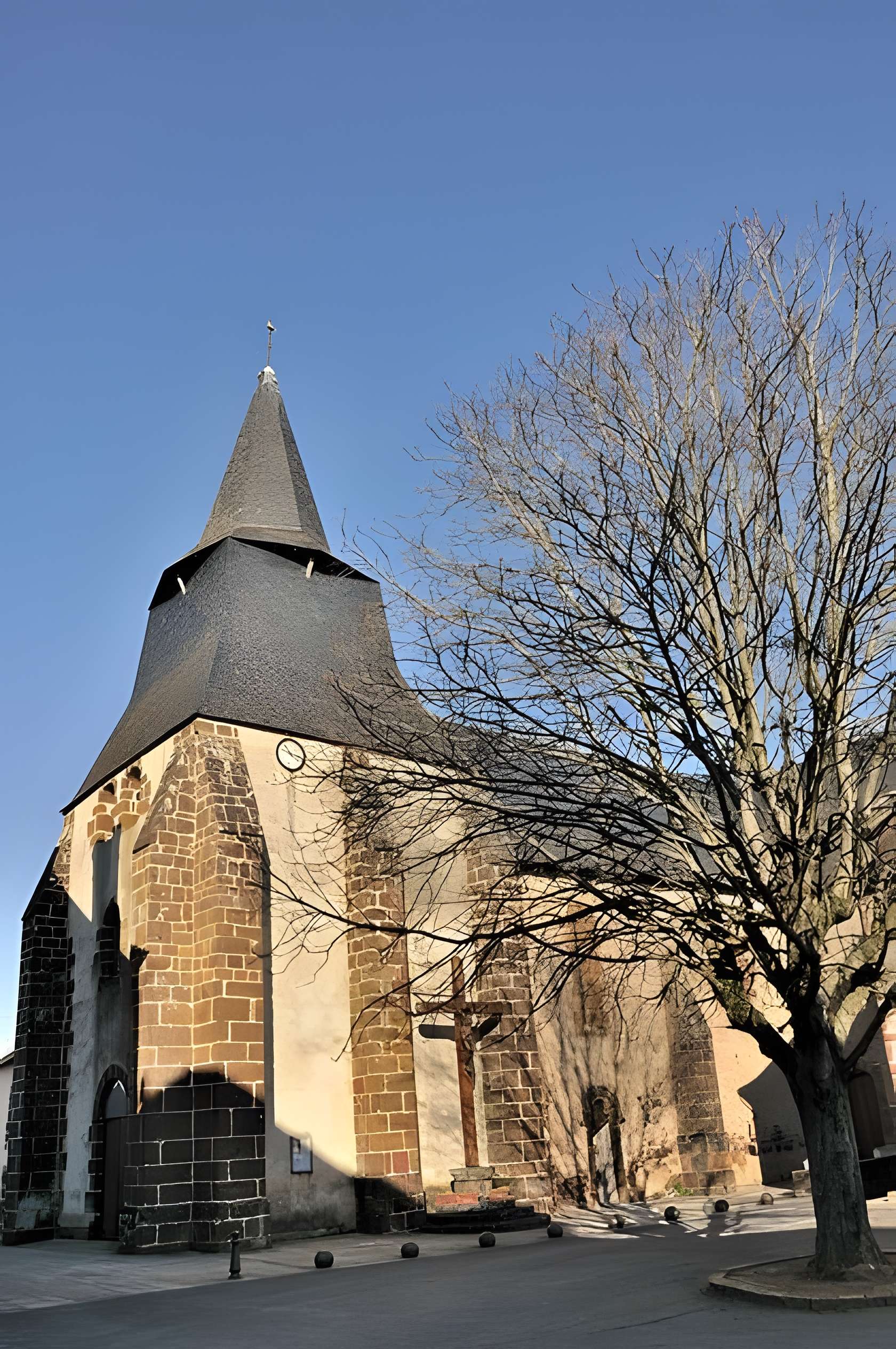 Église Saint-Pierre de Chaillac 
