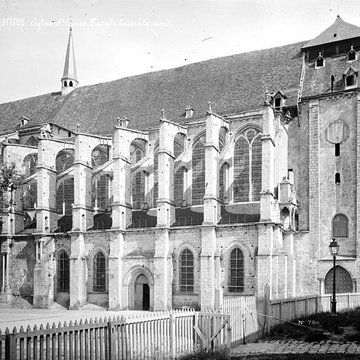 Église Saint-Pierre de Chartres