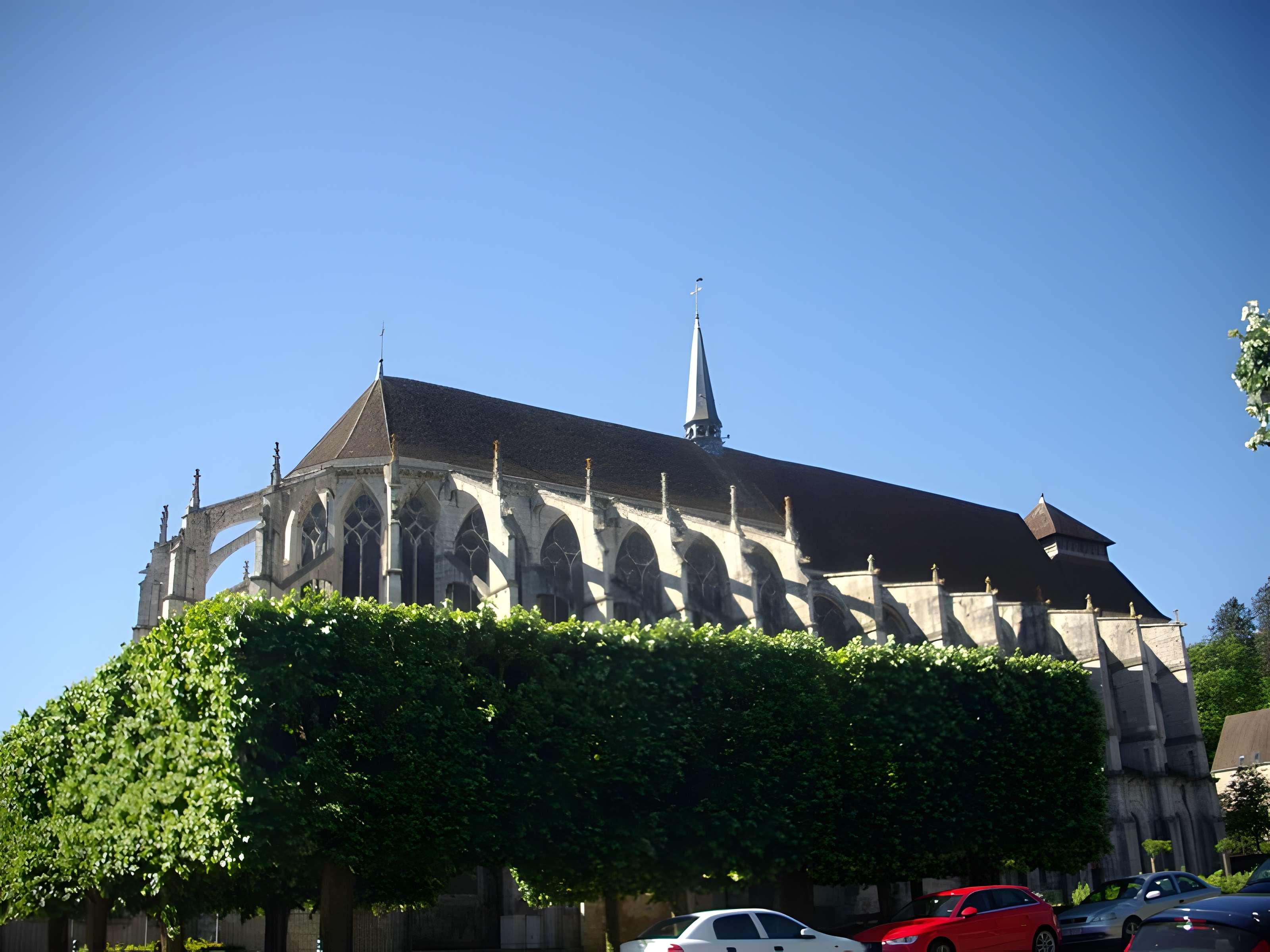 Église Saint-Pierre de Chartres