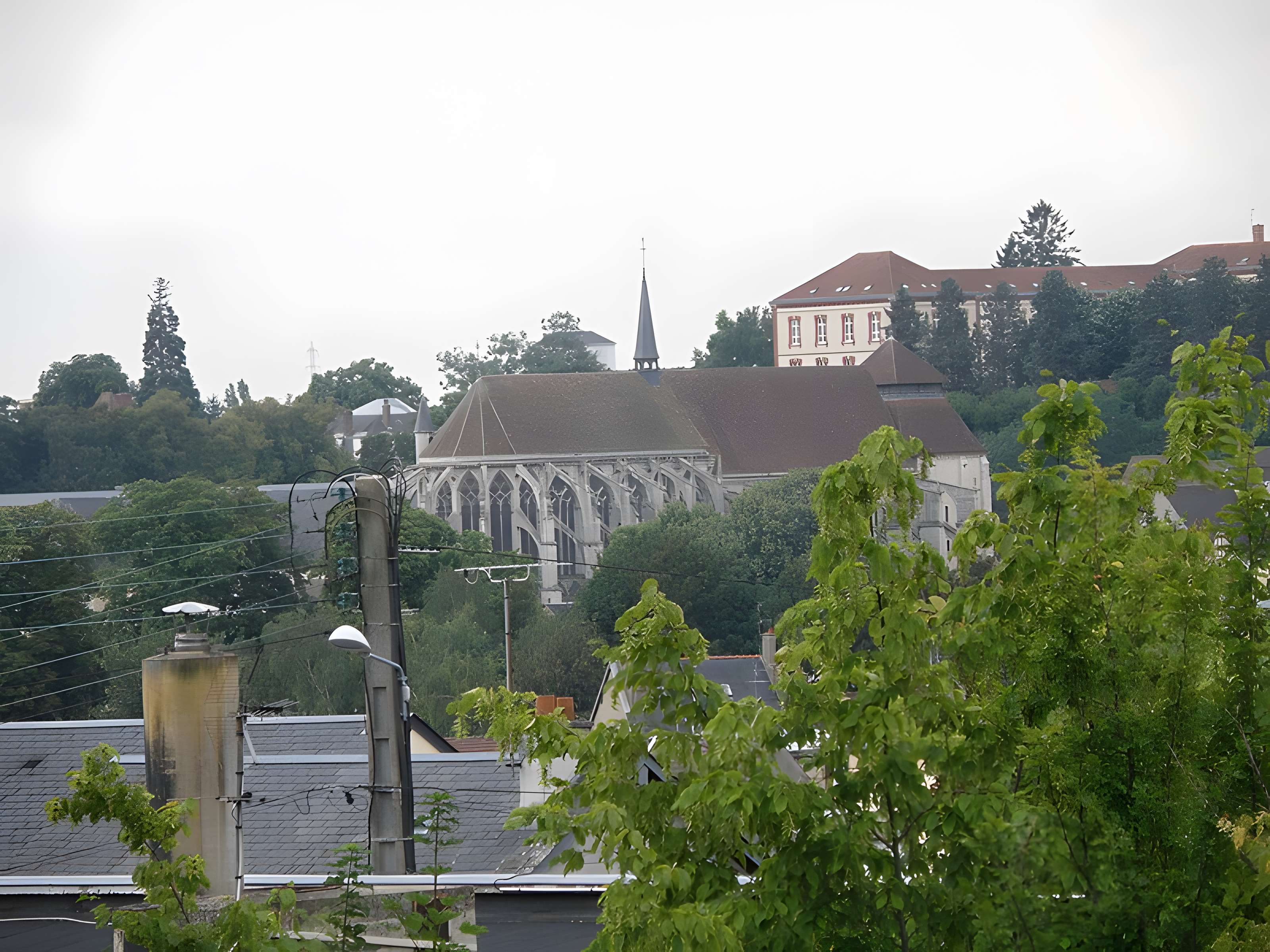 Église Saint-Pierre de Chartres