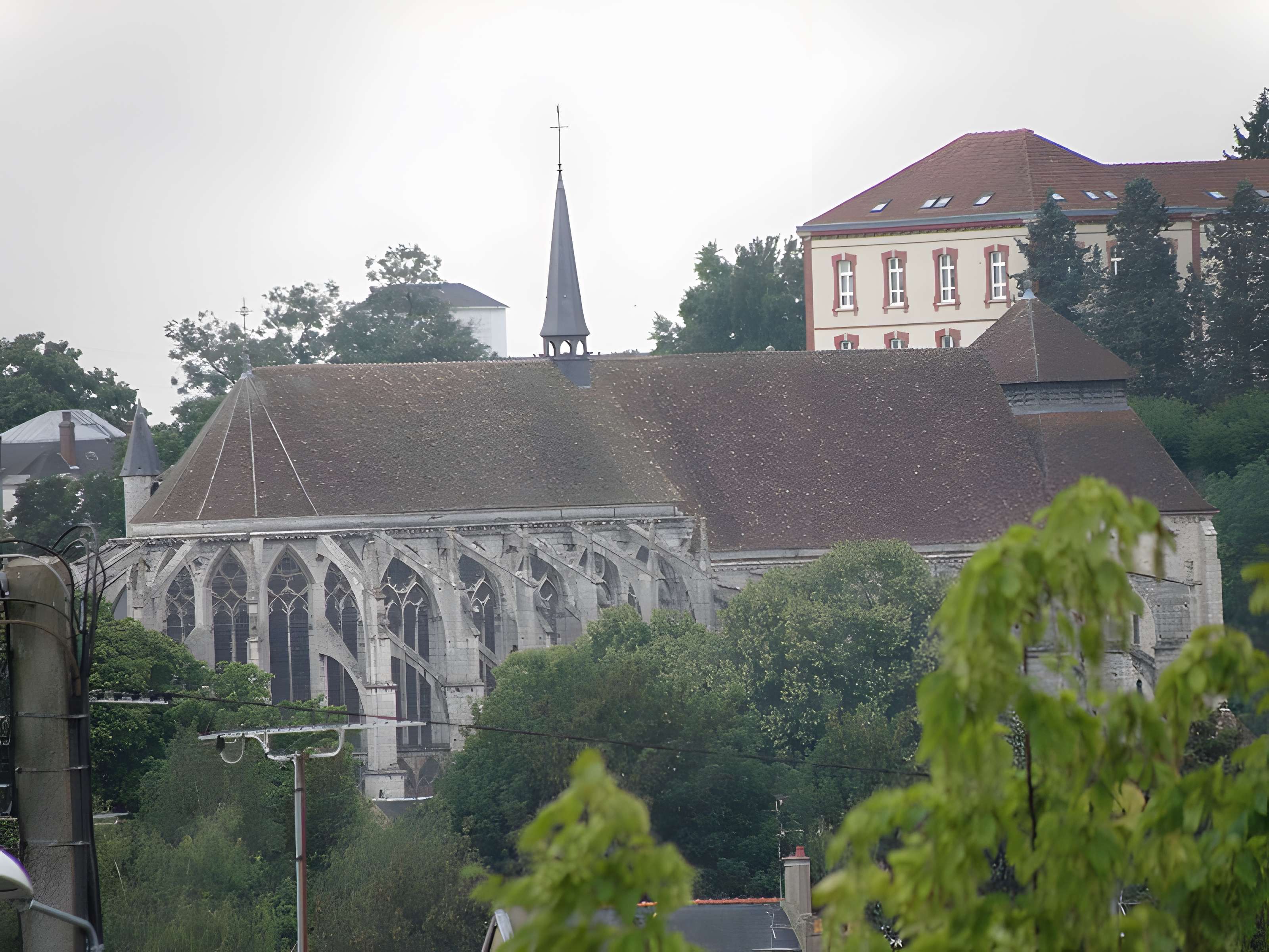 Église Saint-Pierre de Chartres