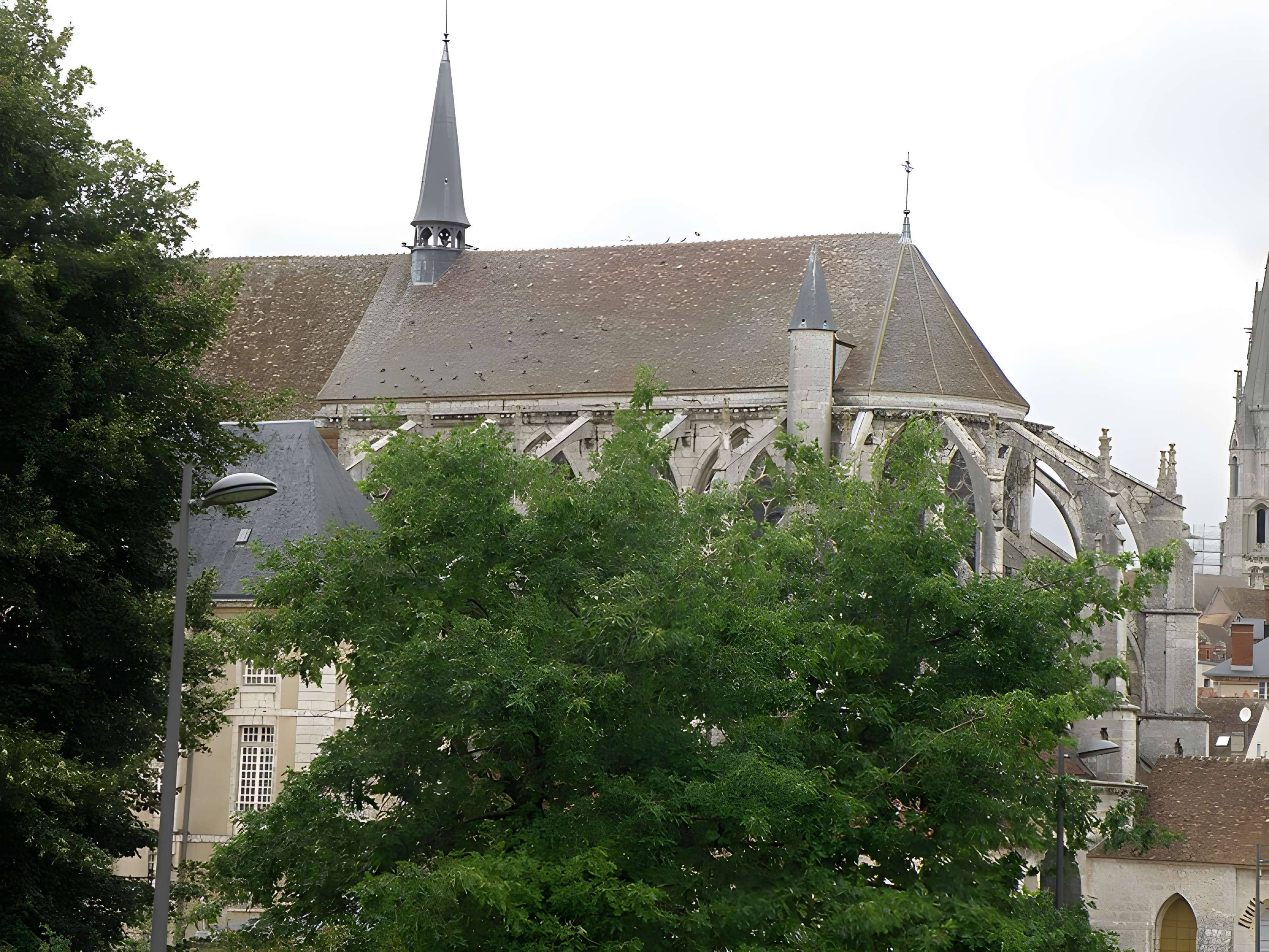 Église Saint-Pierre de Chartres