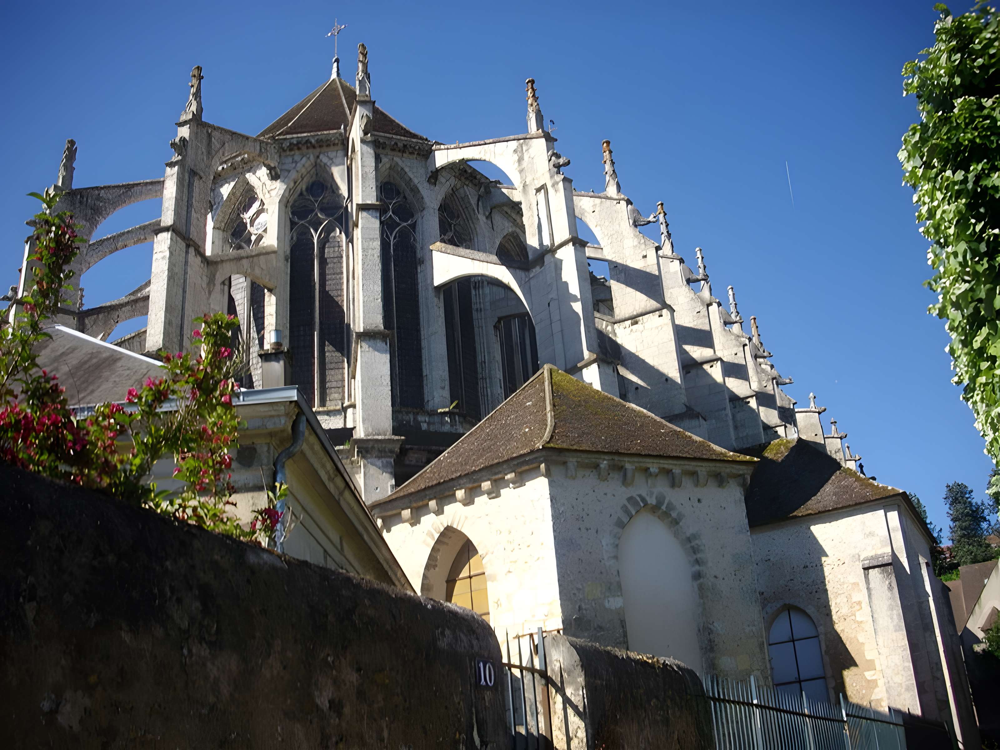 Église Saint-Pierre de Chartres