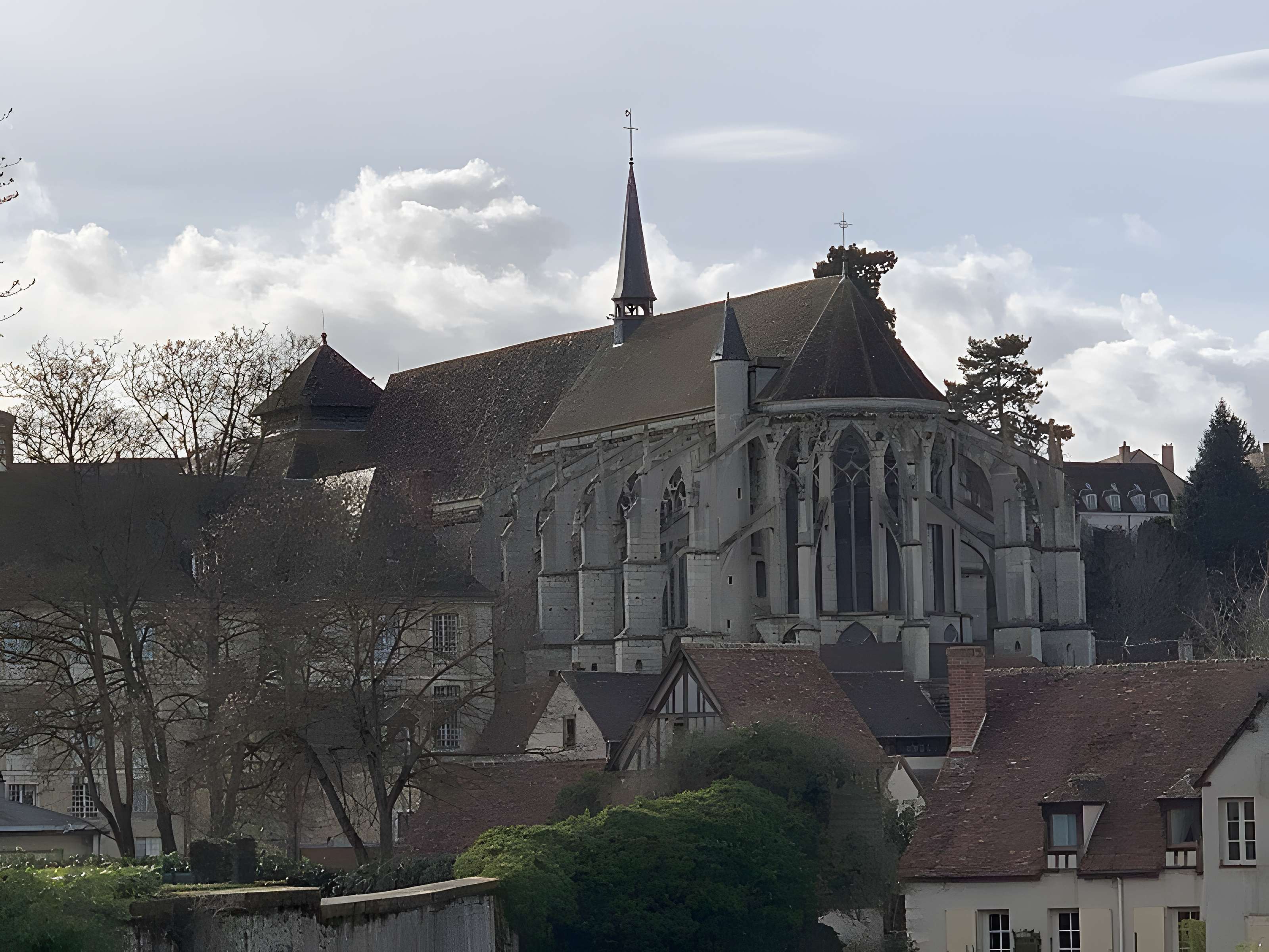 Église Saint-Pierre de Chartres