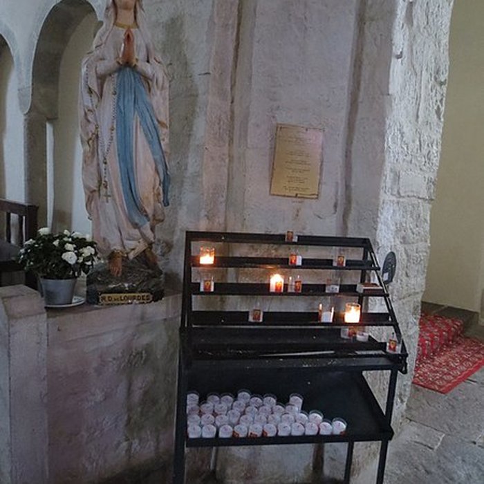 Photo de Église Saint-Pierre de Château-Chalon