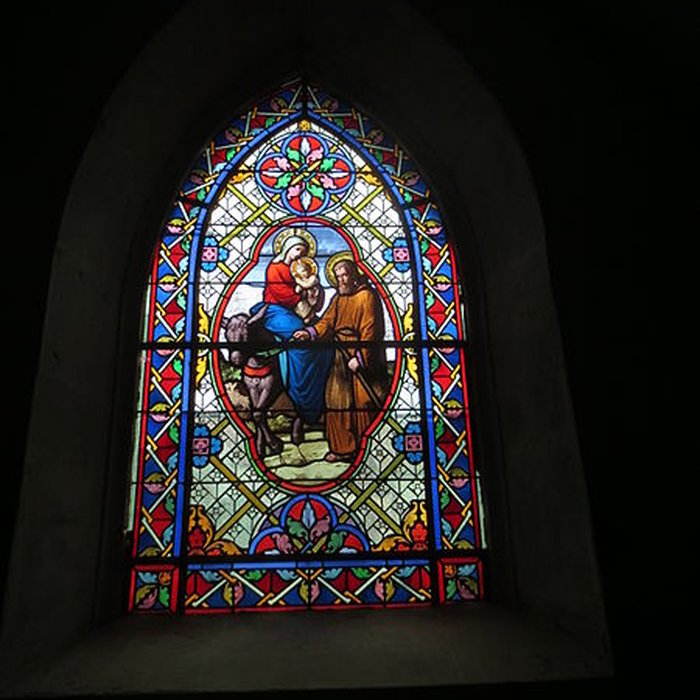 Photo de Église Saint-Pierre de Château-Chalon