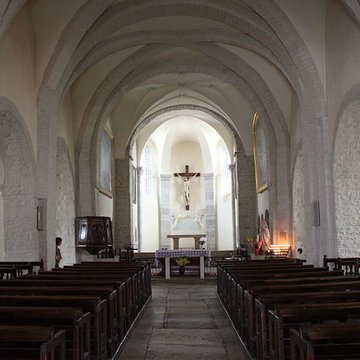 Église Saint-Pierre de Château-Chalon