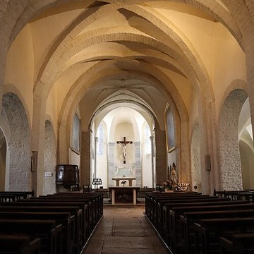 Église Saint-Pierre de Château-Chalon