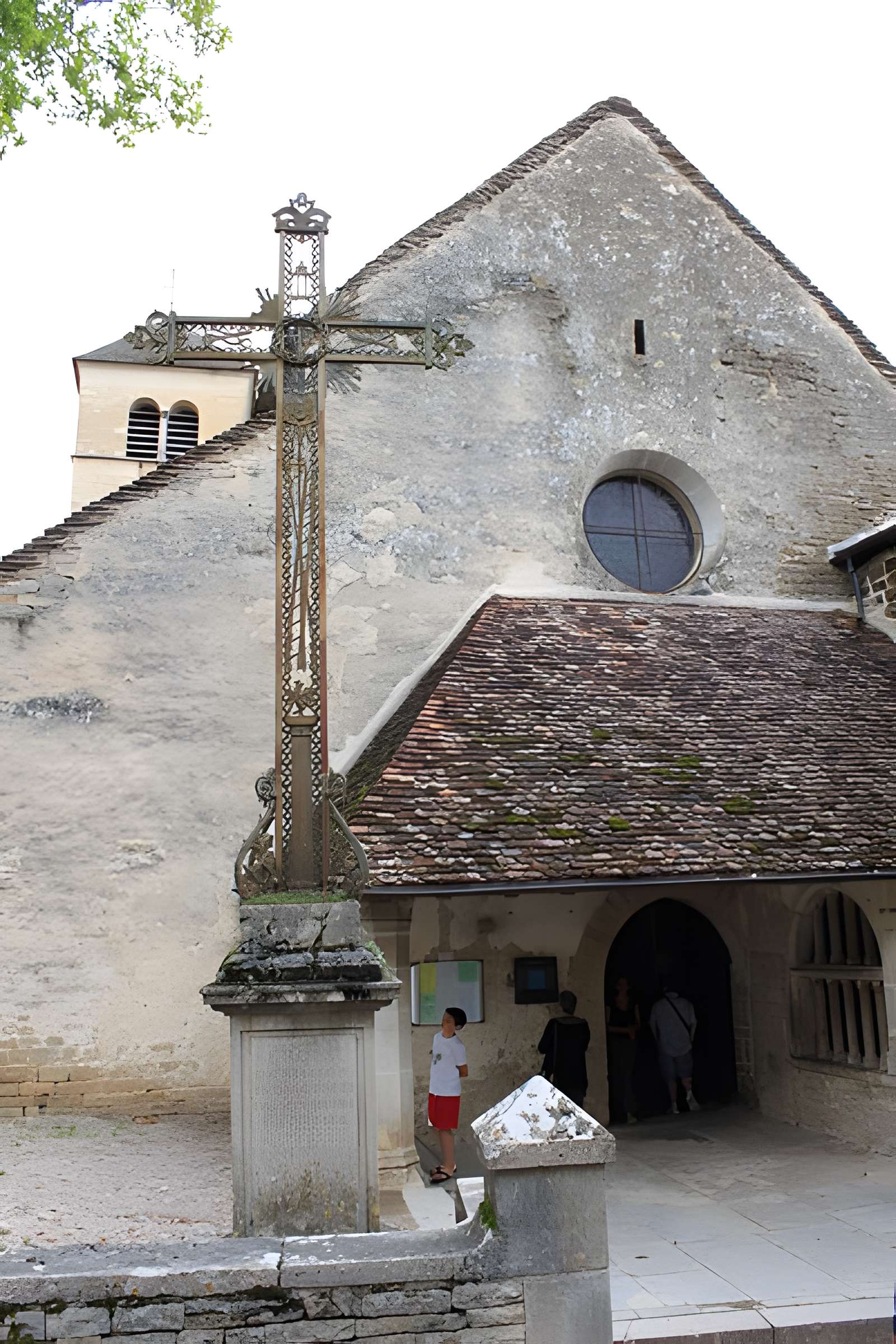 Église Saint-Pierre de Château-Chalon