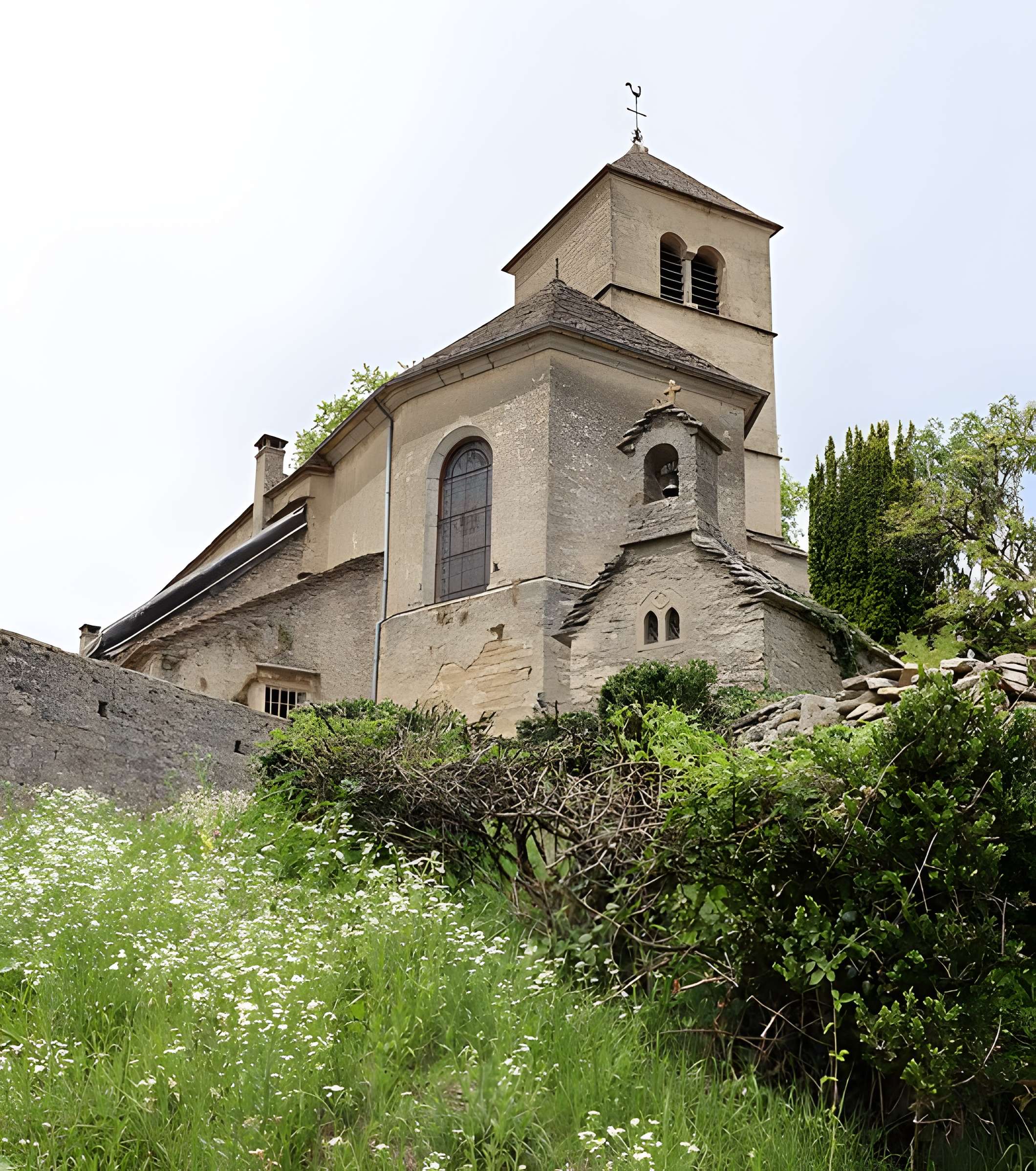 Église Saint-Pierre de Château-Chalon
