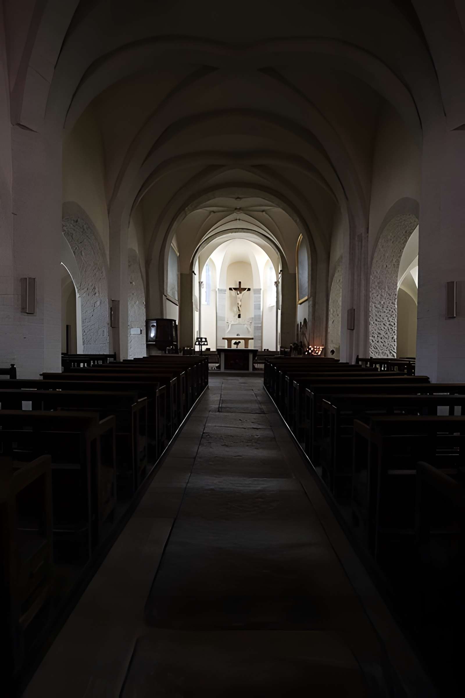 Église Saint-Pierre de Château-Chalon