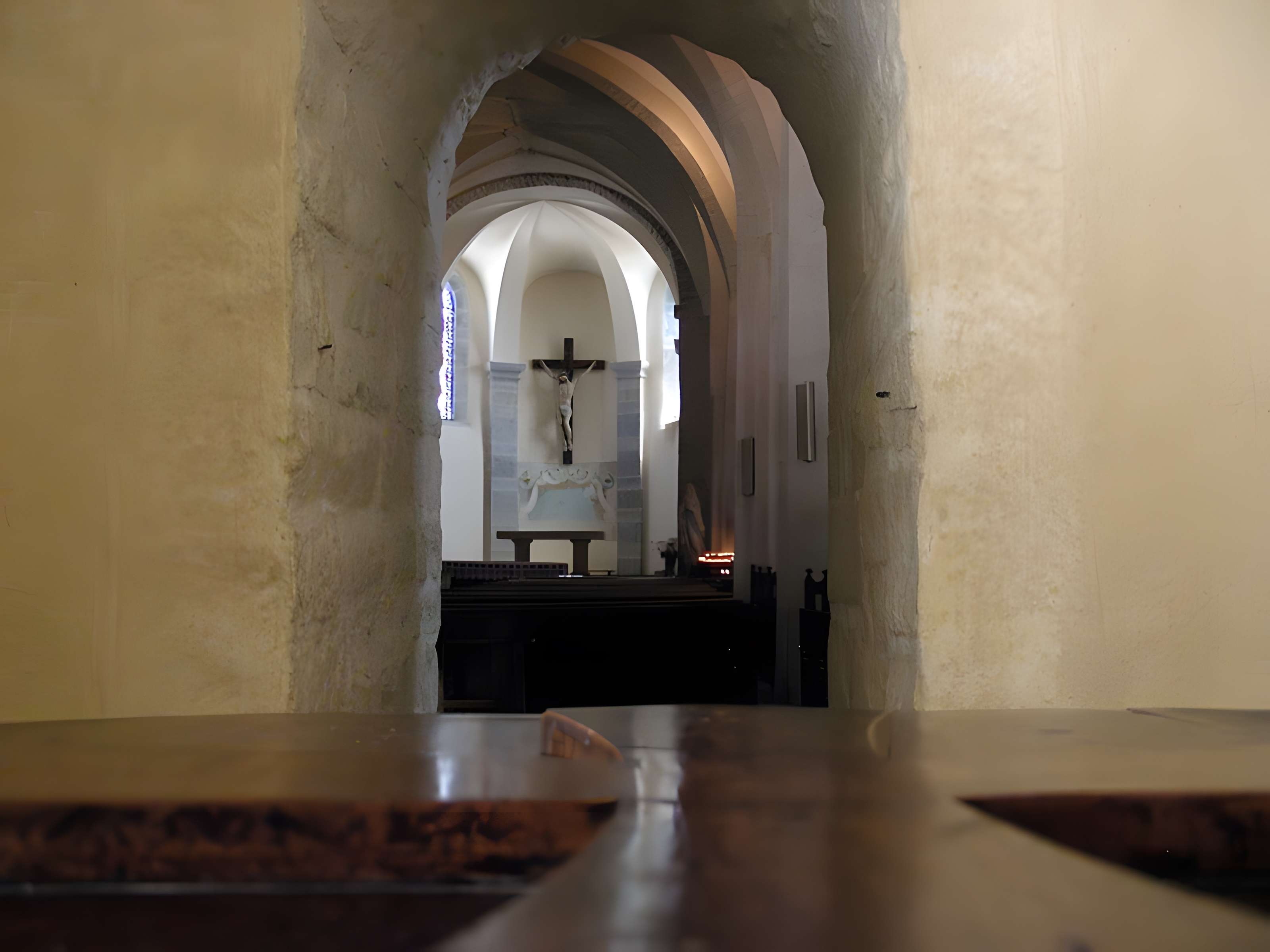 Église Saint-Pierre de Château-Chalon