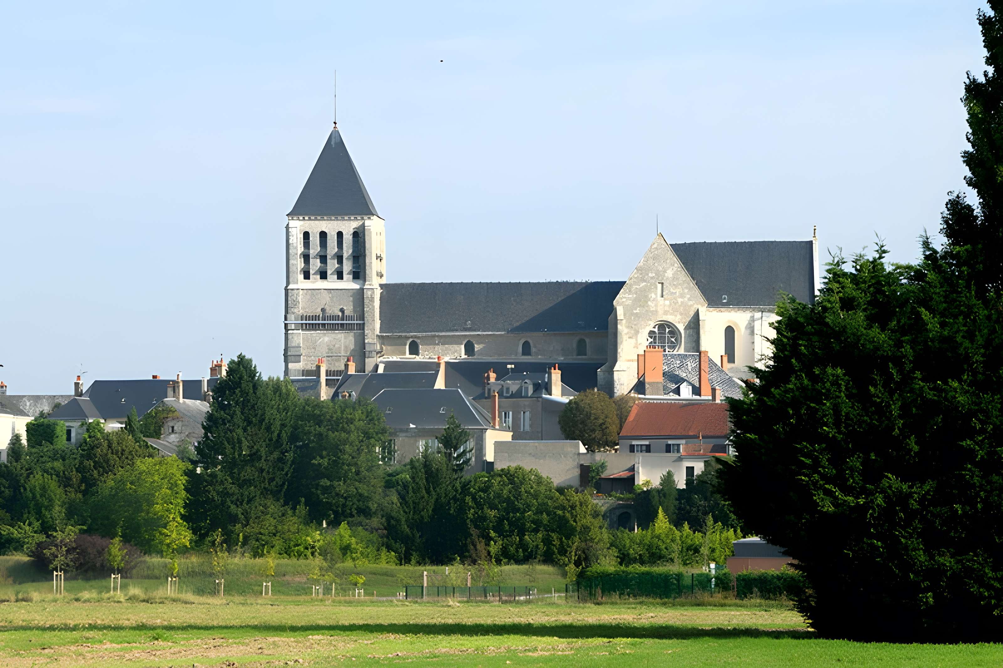 Église Saint-Pierre de Chécy