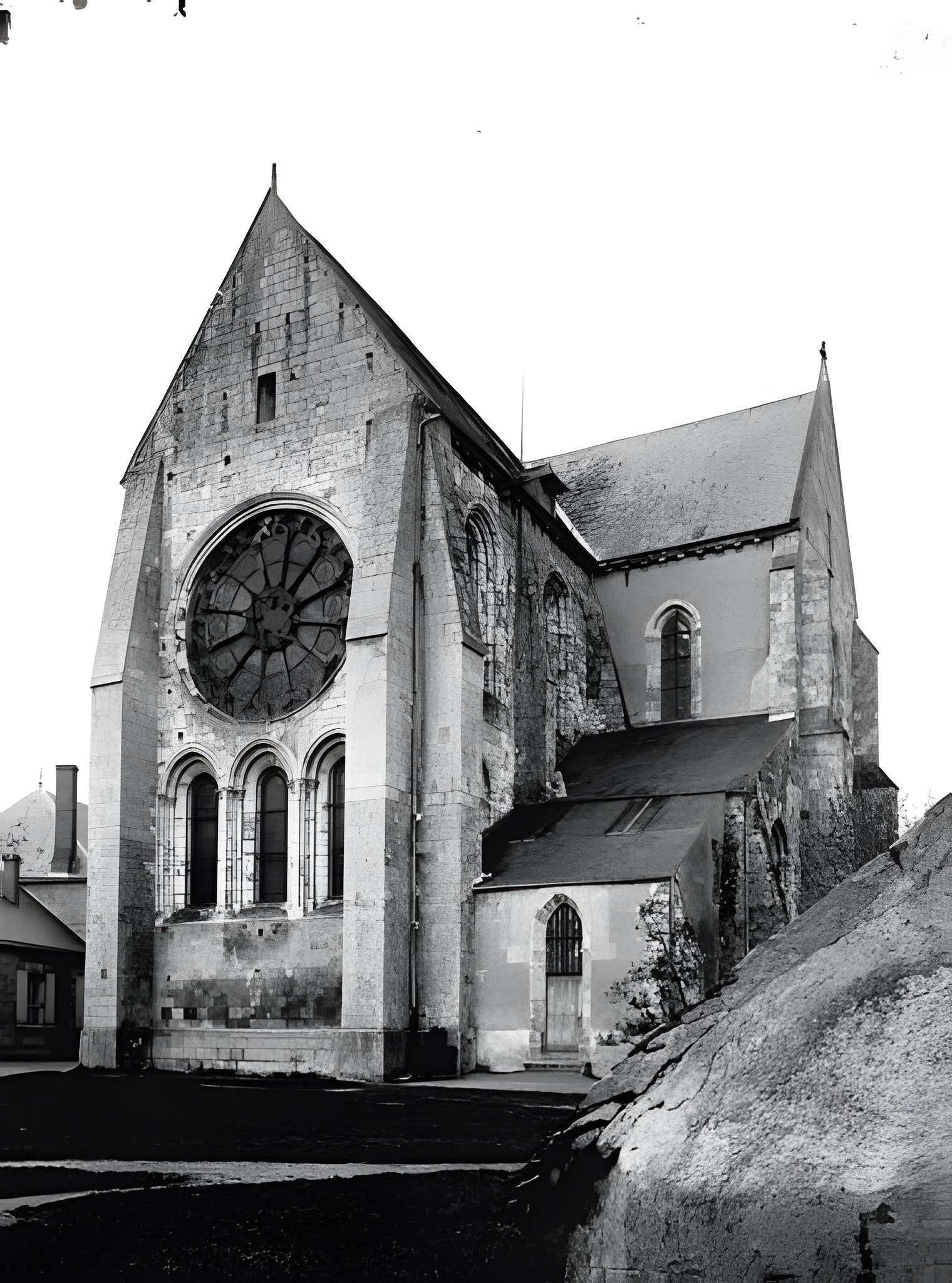 Église Saint-Pierre de Chécy