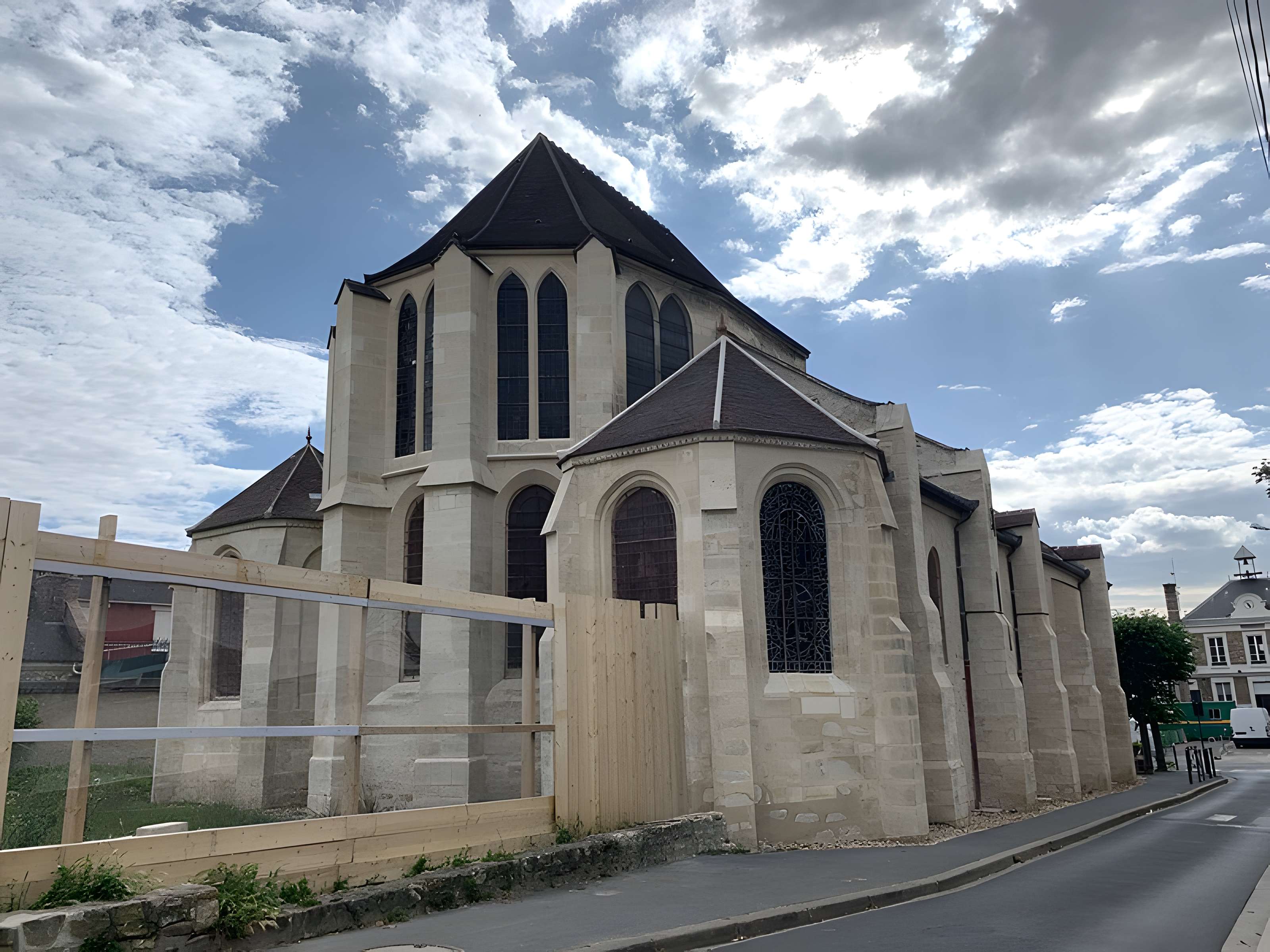 Église Saint-Pierre de Chennevières-sur-Marne