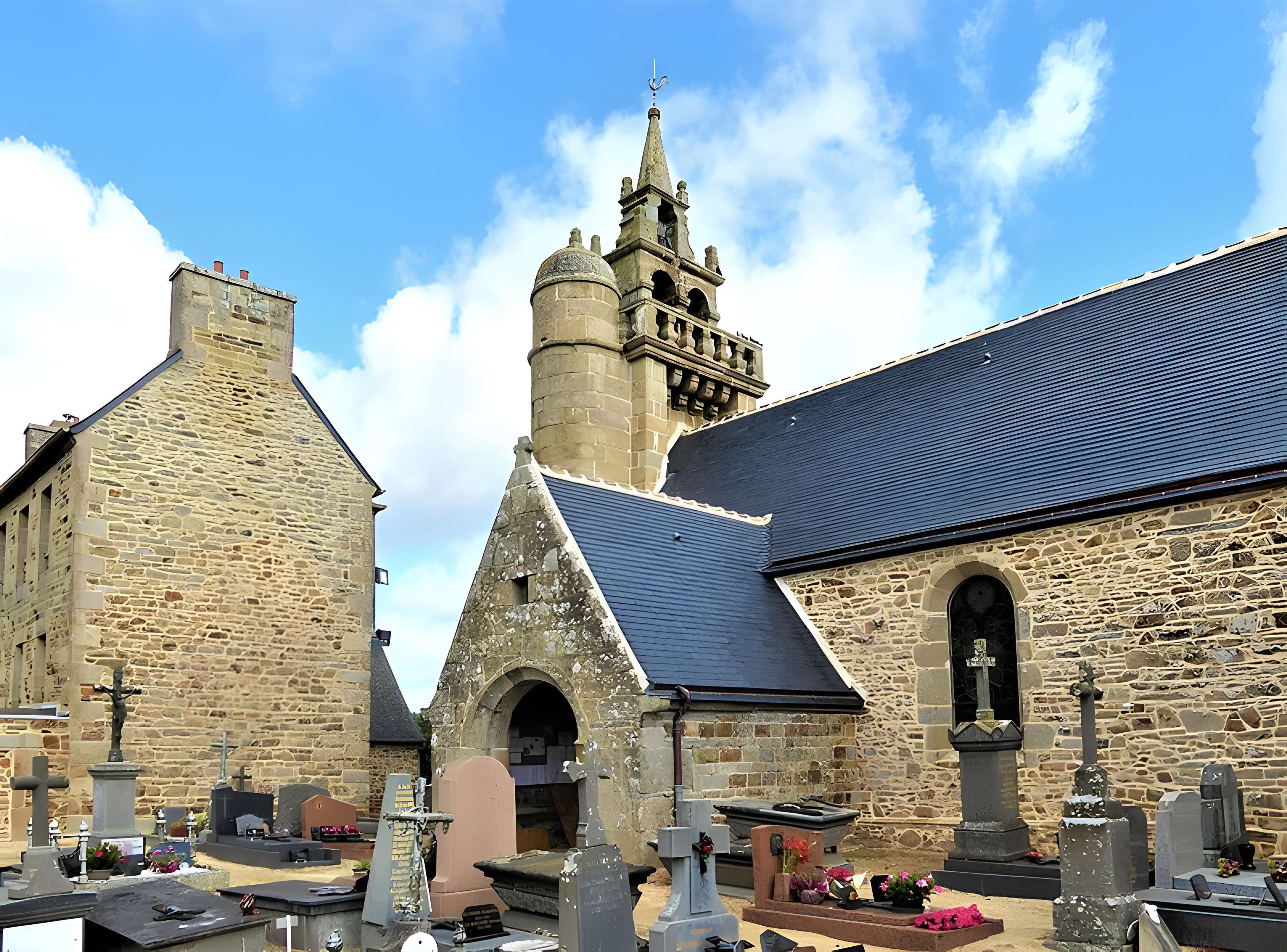 Église Saint-Pierre de Coatréven
