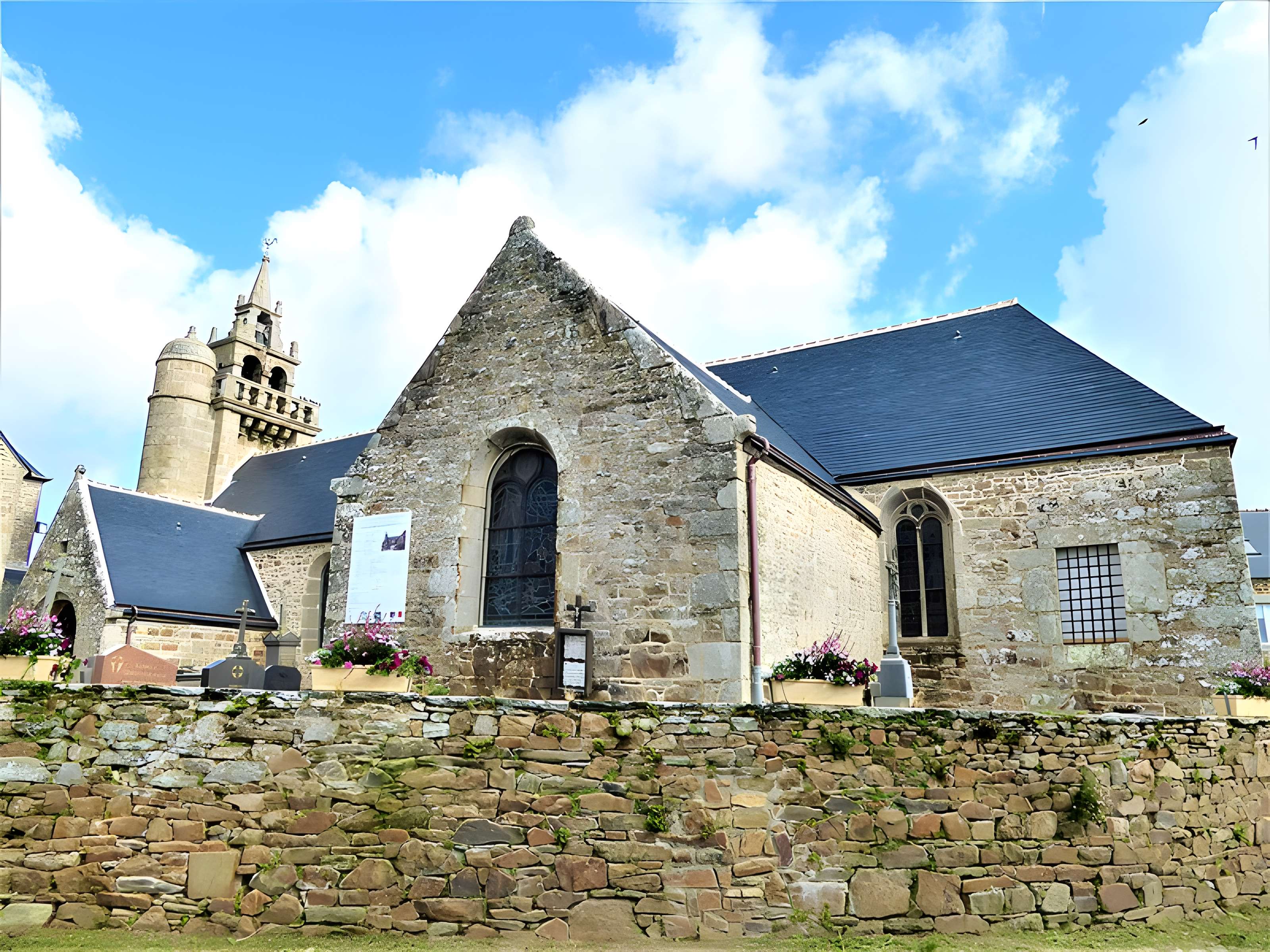 Église Saint-Pierre de Coatréven