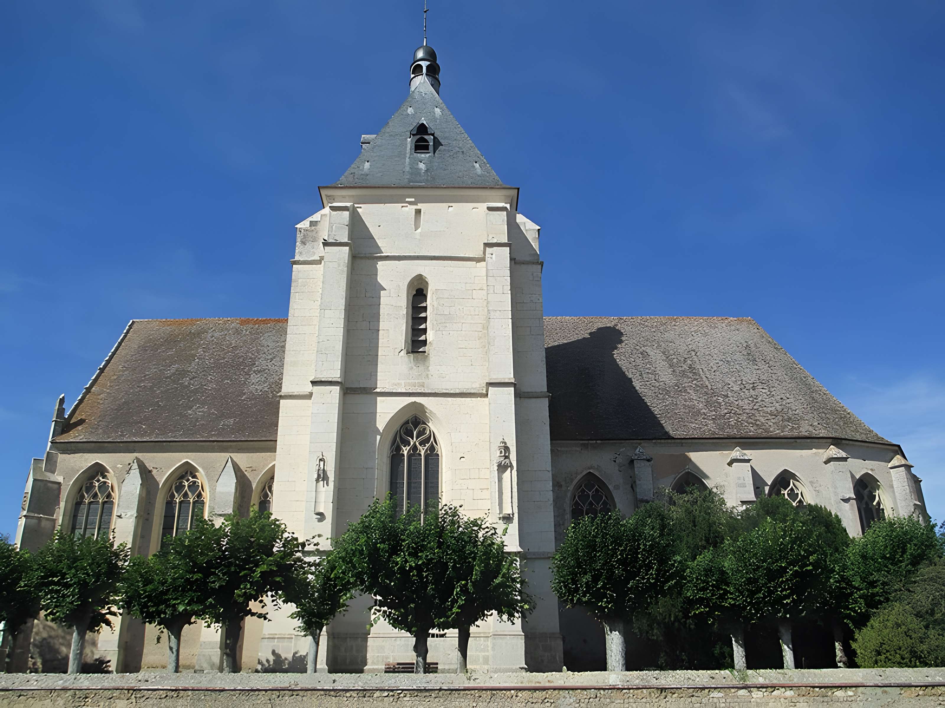 Église Saint-Pierre de Courville-sur-Eure