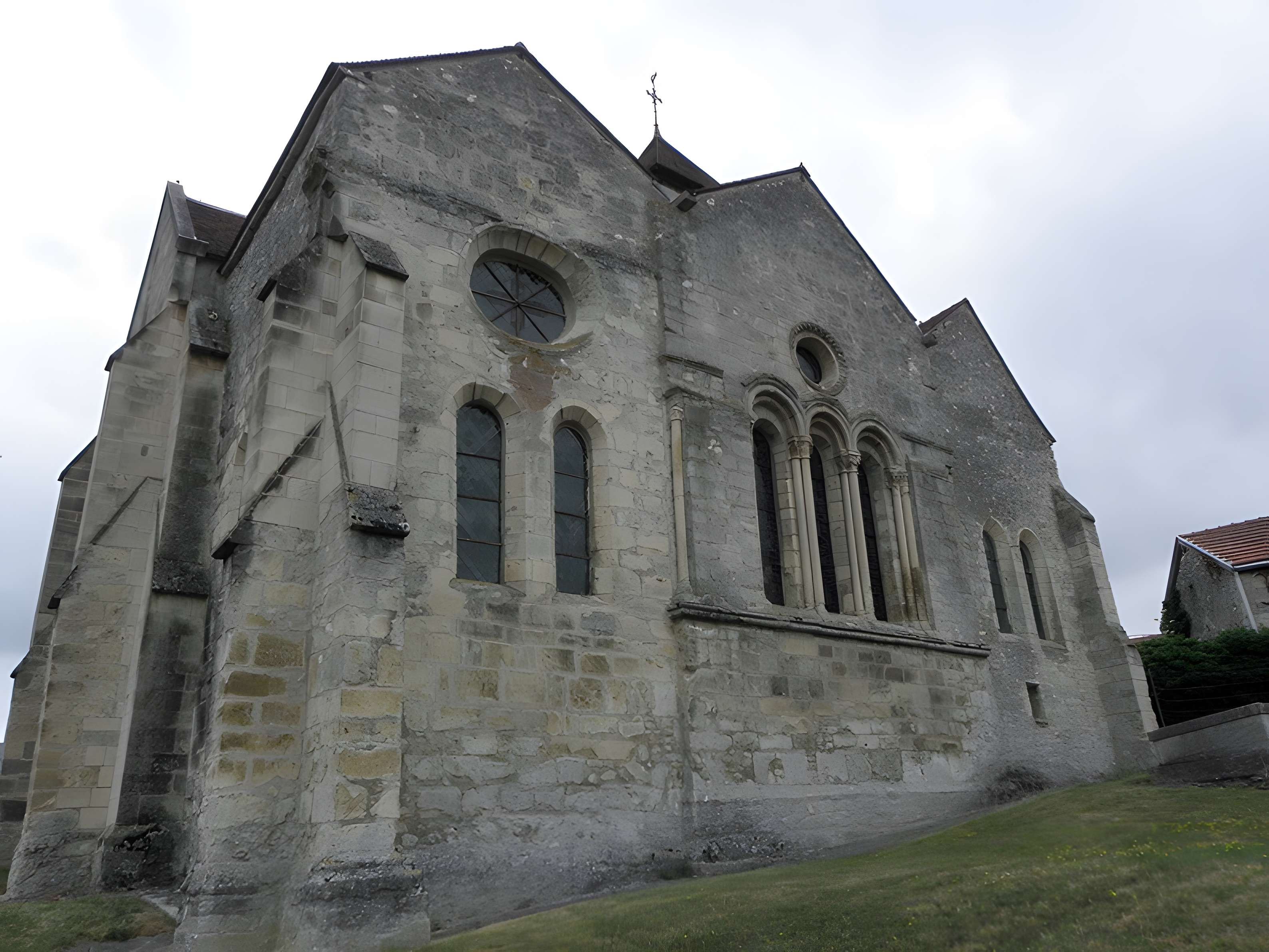Église Saint-Pierre de Crugny