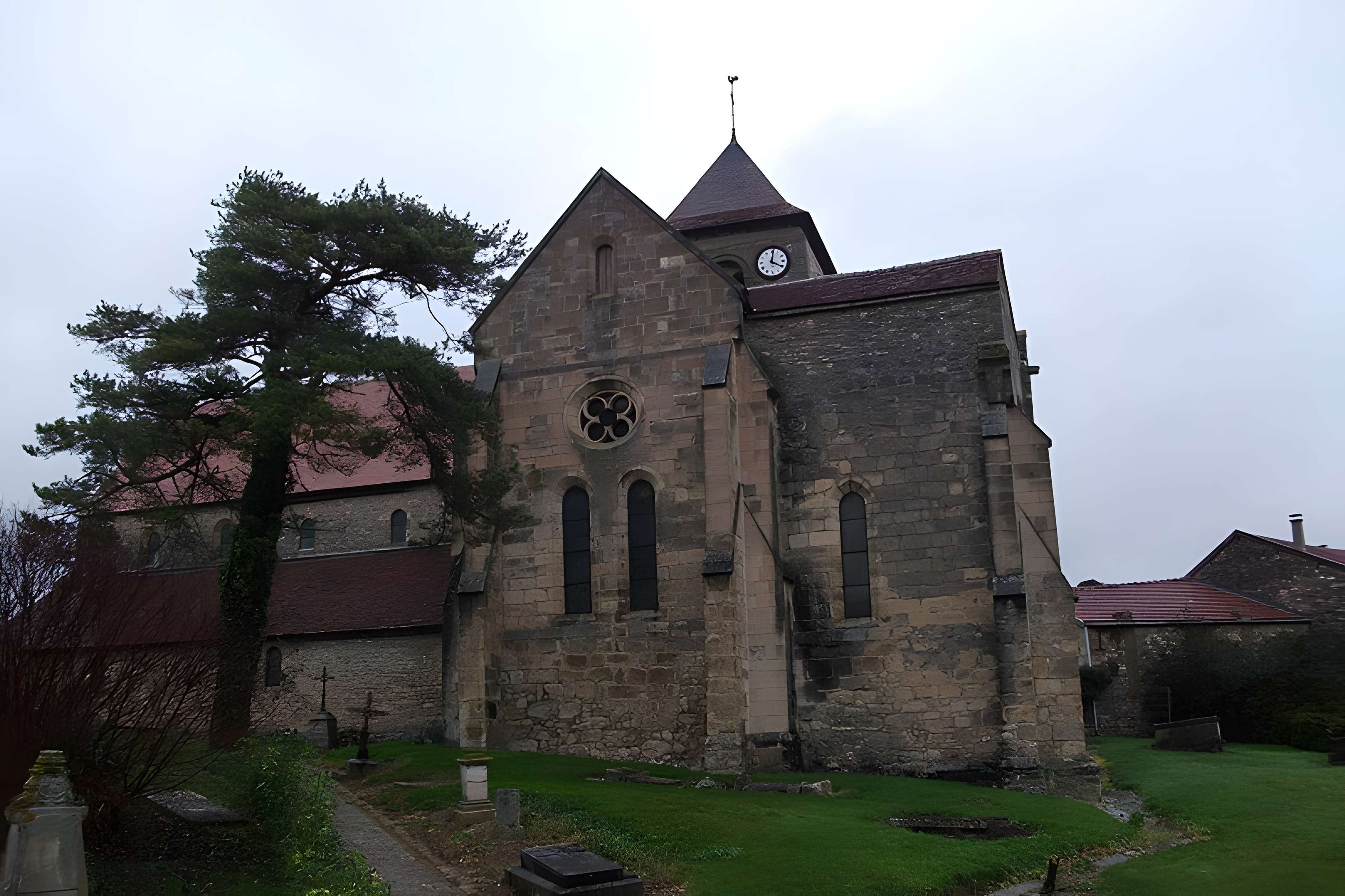 Église Saint-Pierre de Crugny