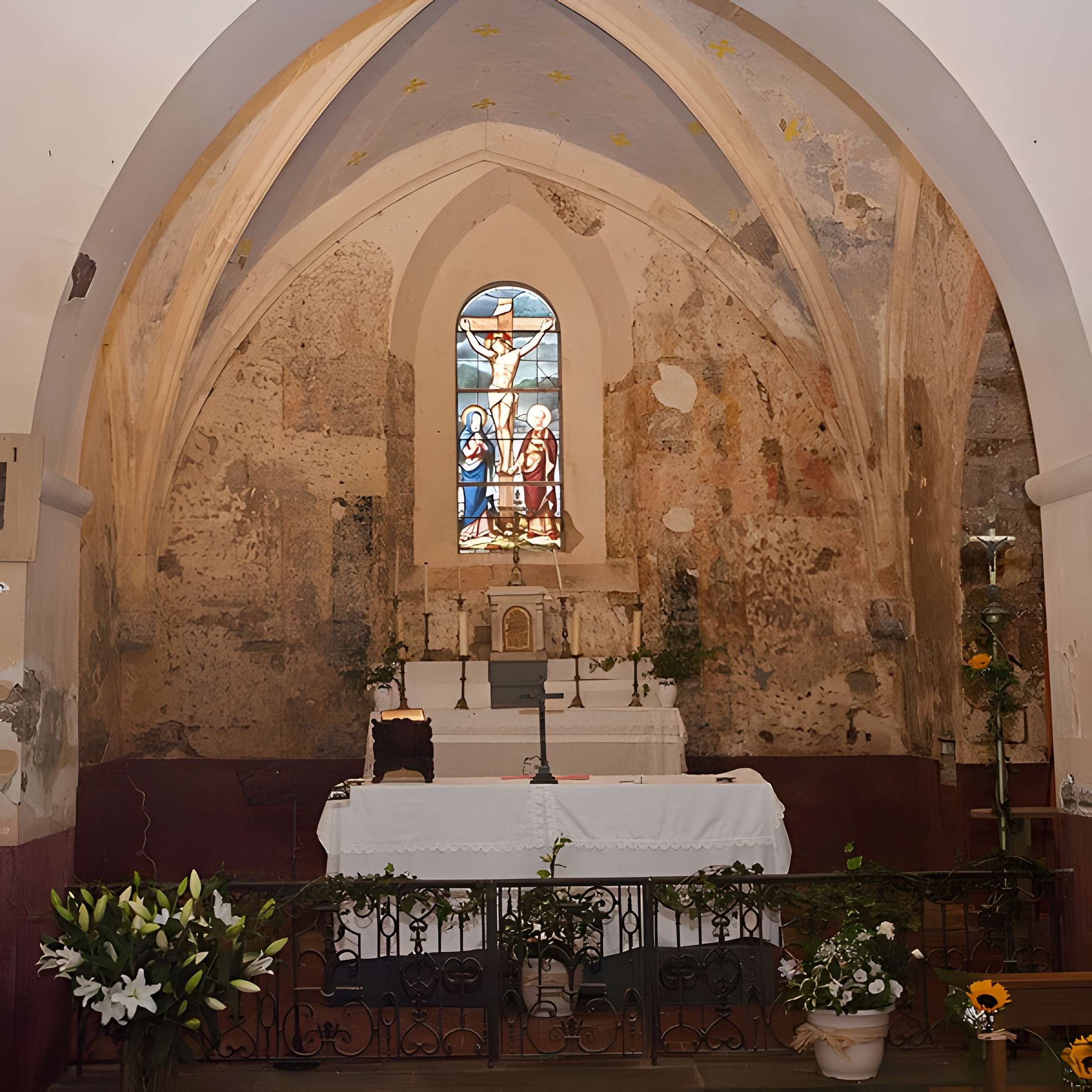 Église Saint-Pierre de Dampierre